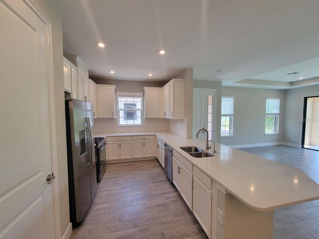 Photo of 5331 Rushmere Court, Palmetto, FL 34221 (MLS # A4692344)