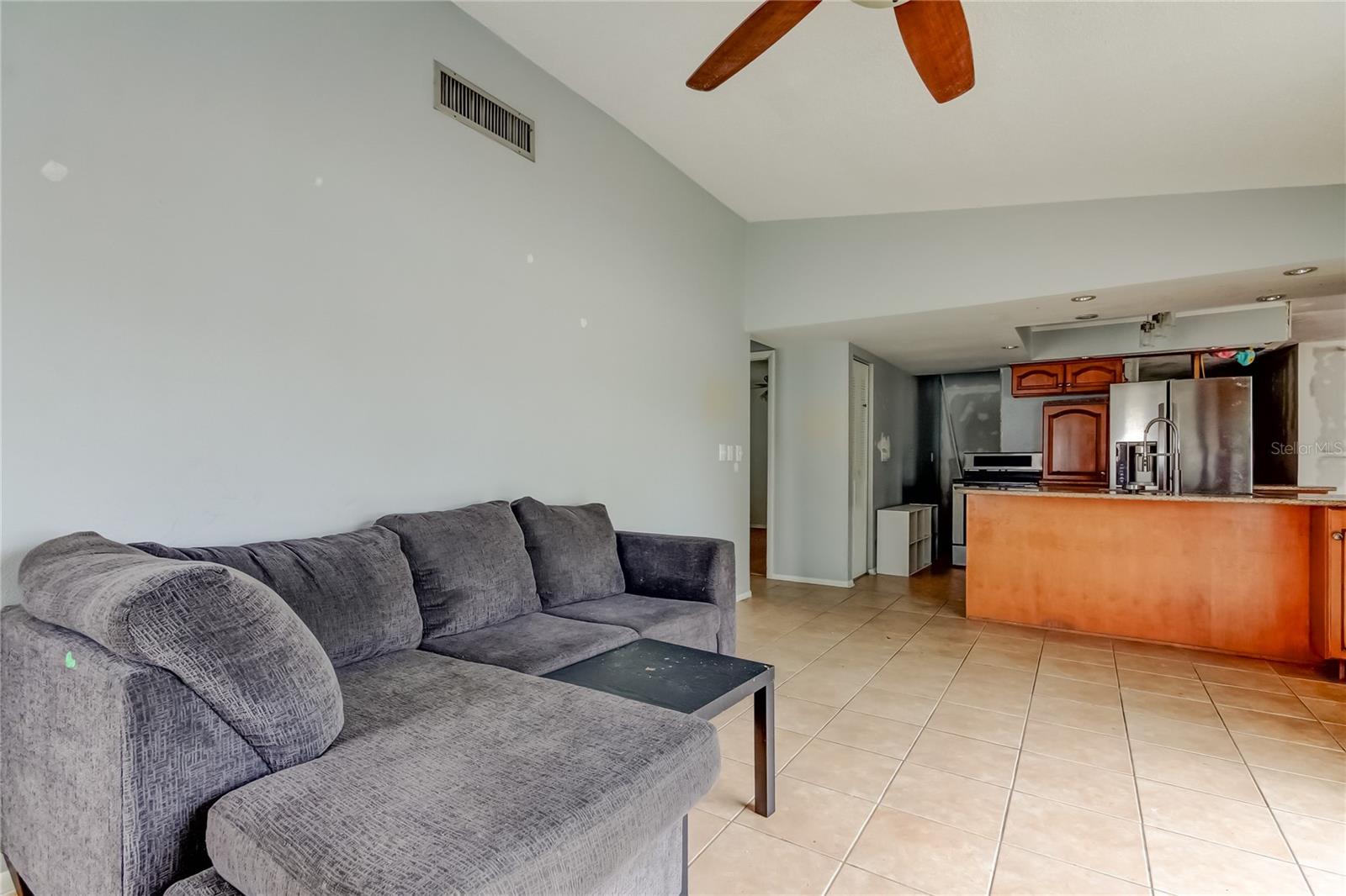 BONNIE GLYNN PH ONE-B - Residential