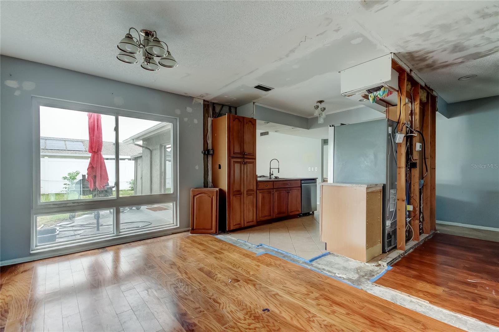 BONNIE GLYNN PH ONE-B - Residential