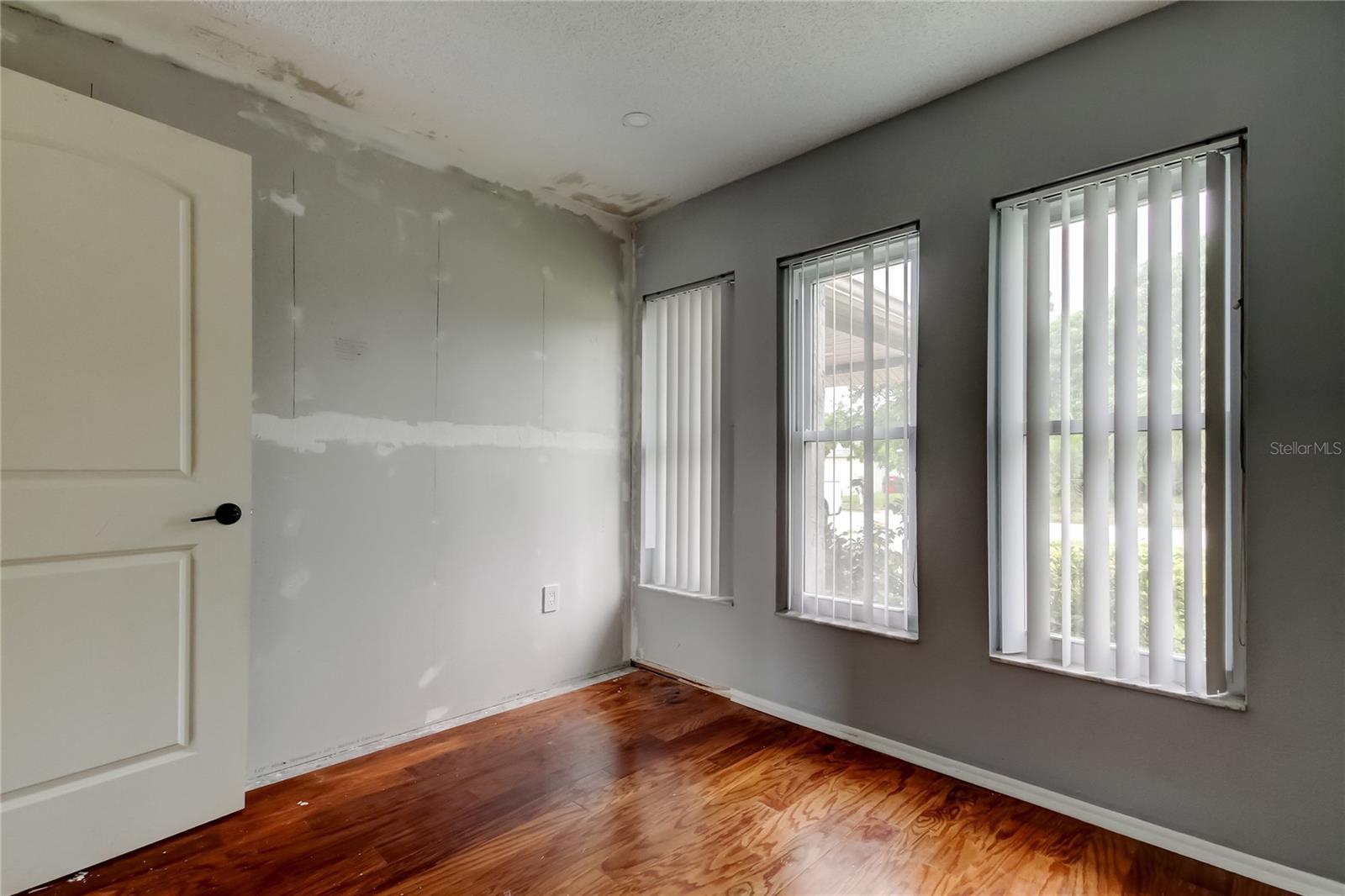 BONNIE GLYNN PH ONE-B - Residential