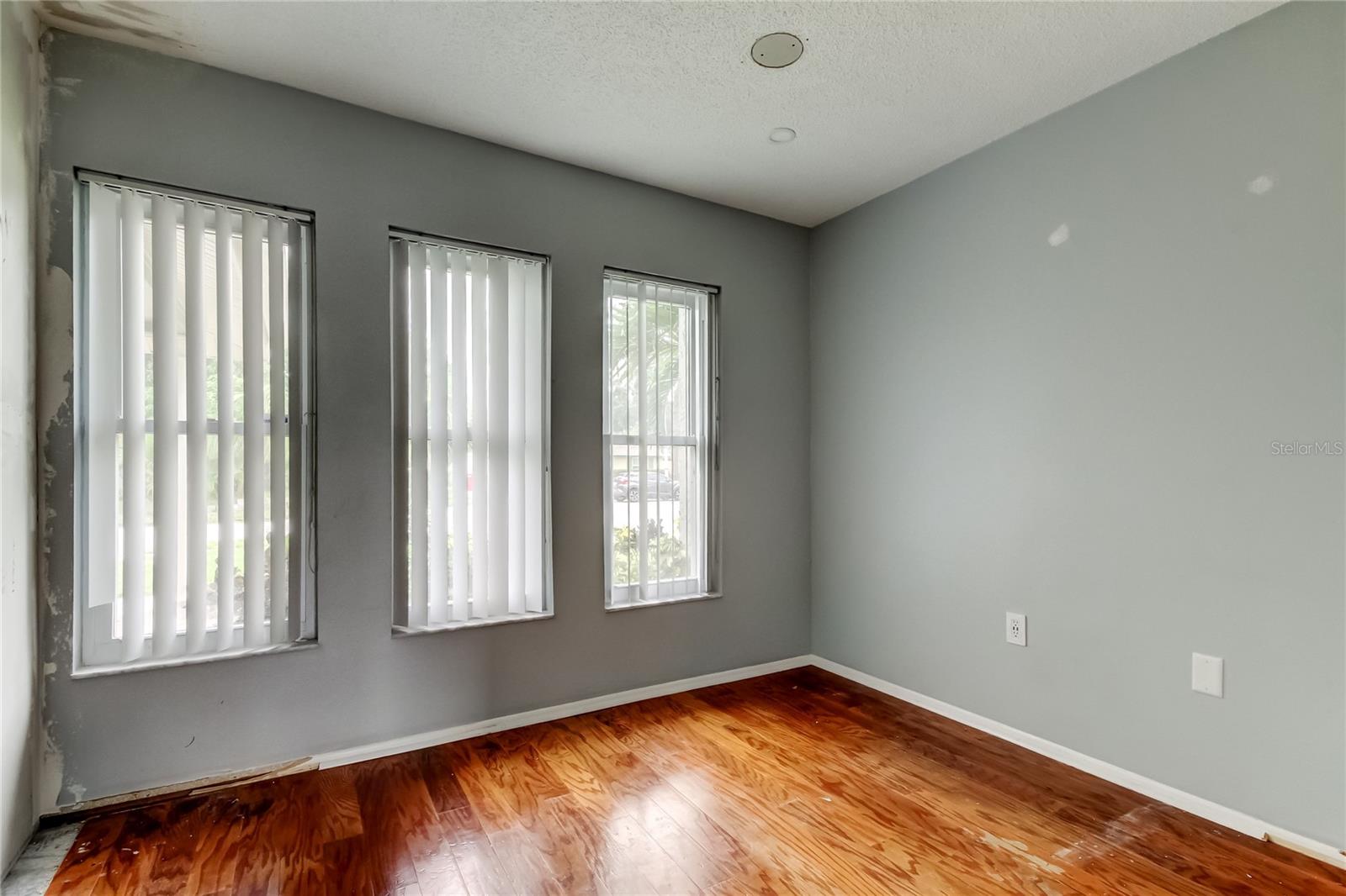 BONNIE GLYNN PH ONE-B - Residential