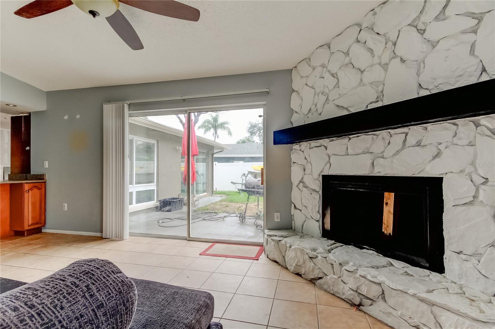 BONNIE GLYNN PH ONE-B - Residential