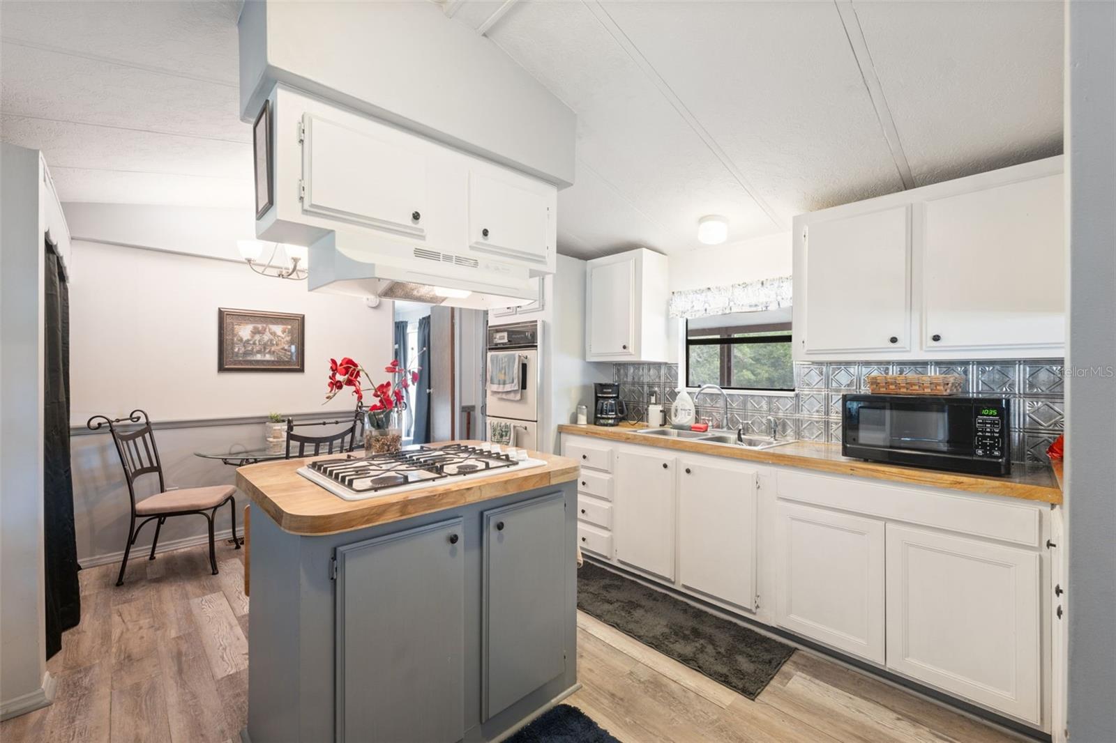 HIGHLAND LAKES - Residential