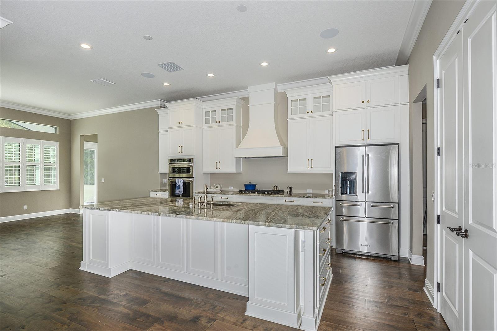 SUNSET ESTATES - Residential