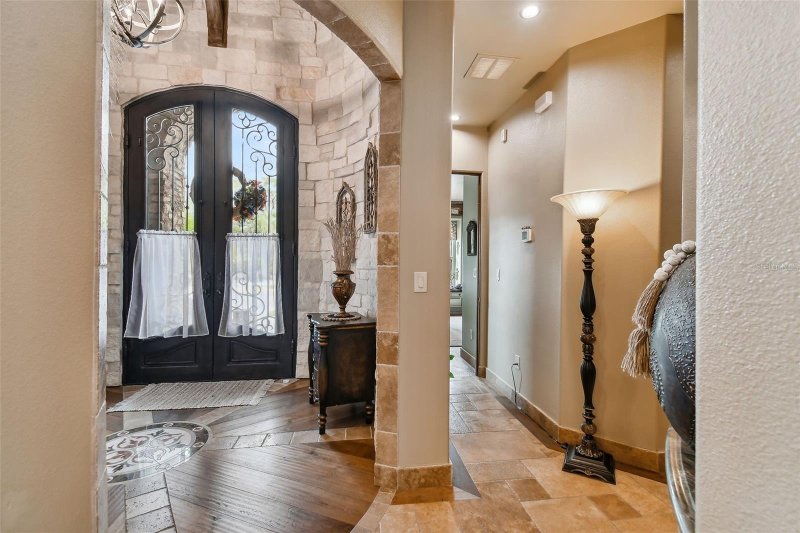 DAVIS ISLANDS PB10 PG52 TO 57 - Residential