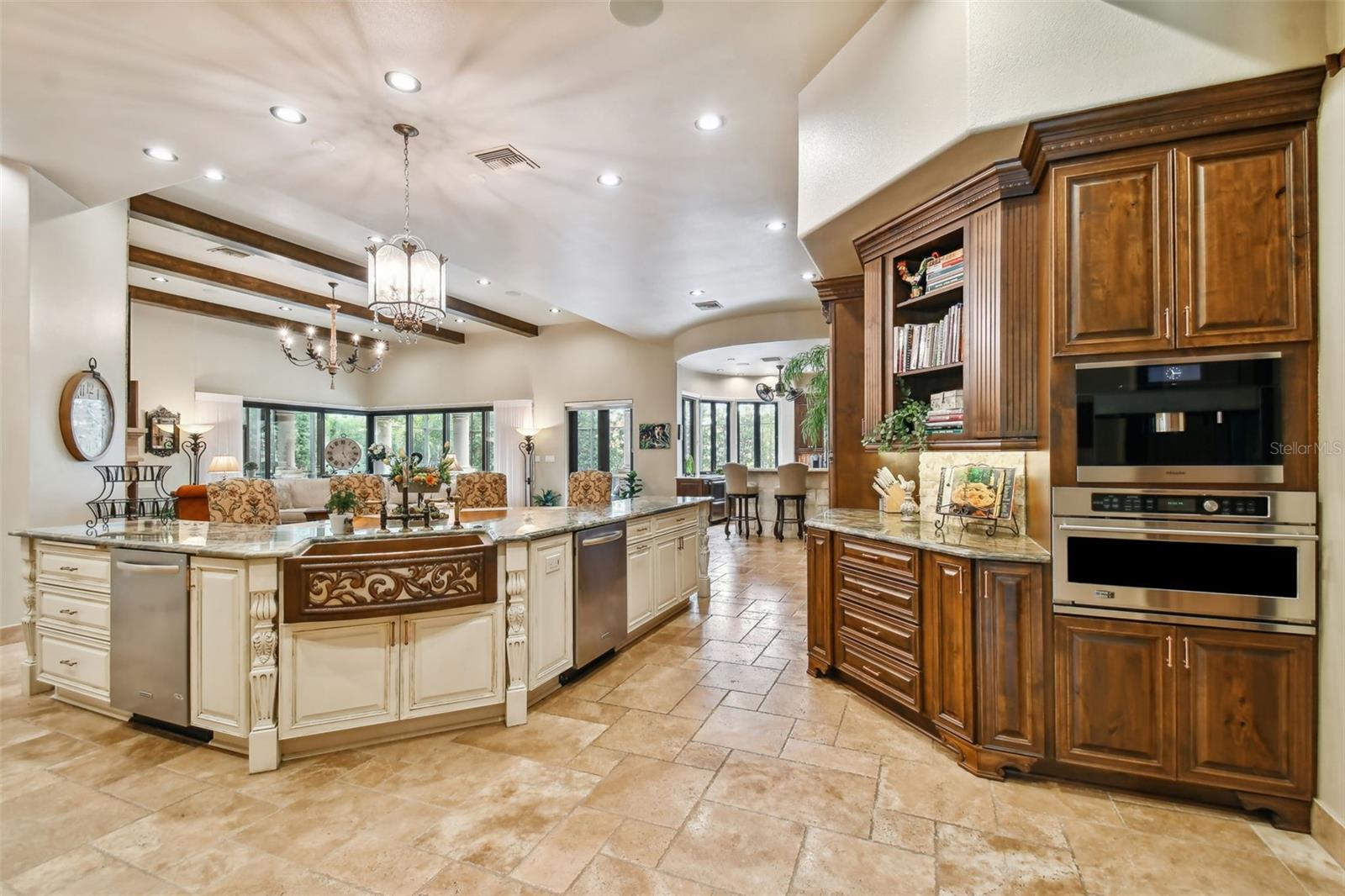 DAVIS ISLANDS PB10 PG52 TO 57 - Residential