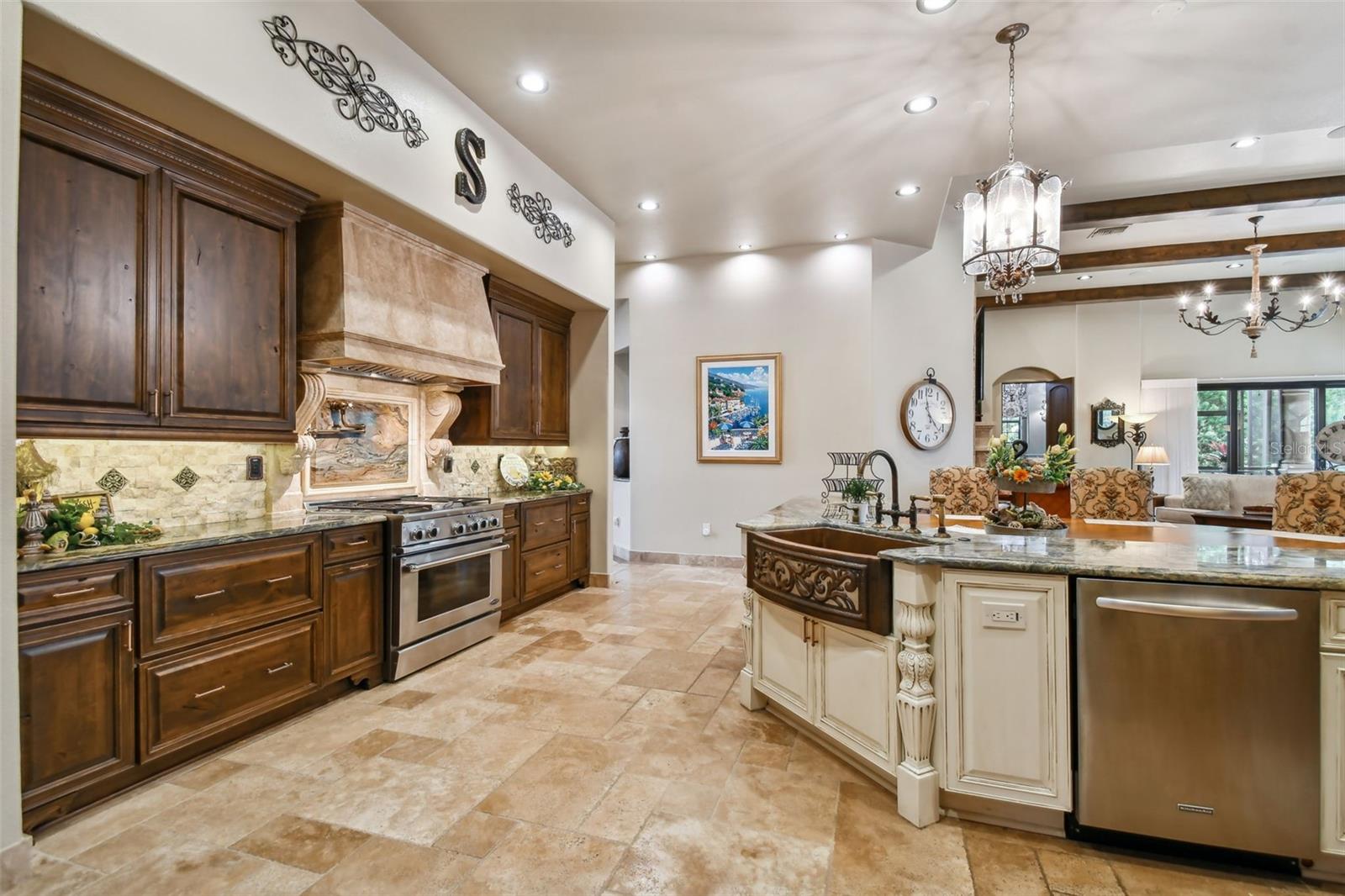 DAVIS ISLANDS PB10 PG52 TO 57 - Residential