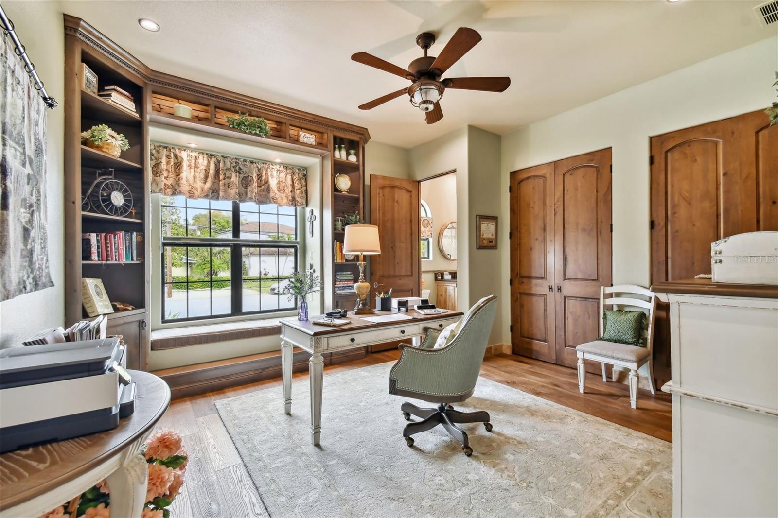 DAVIS ISLANDS PB10 PG52 TO 57 - Residential