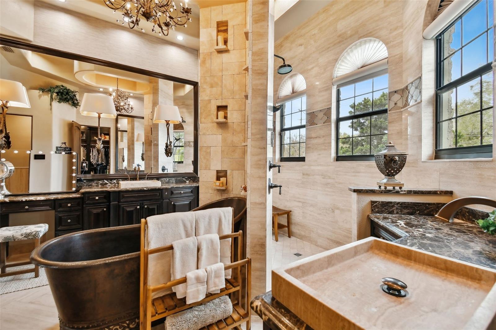 DAVIS ISLANDS PB10 PG52 TO 57 - Residential