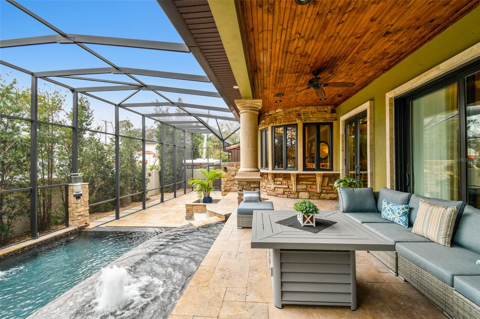 DAVIS ISLANDS PB10 PG52 TO 57 - Residential