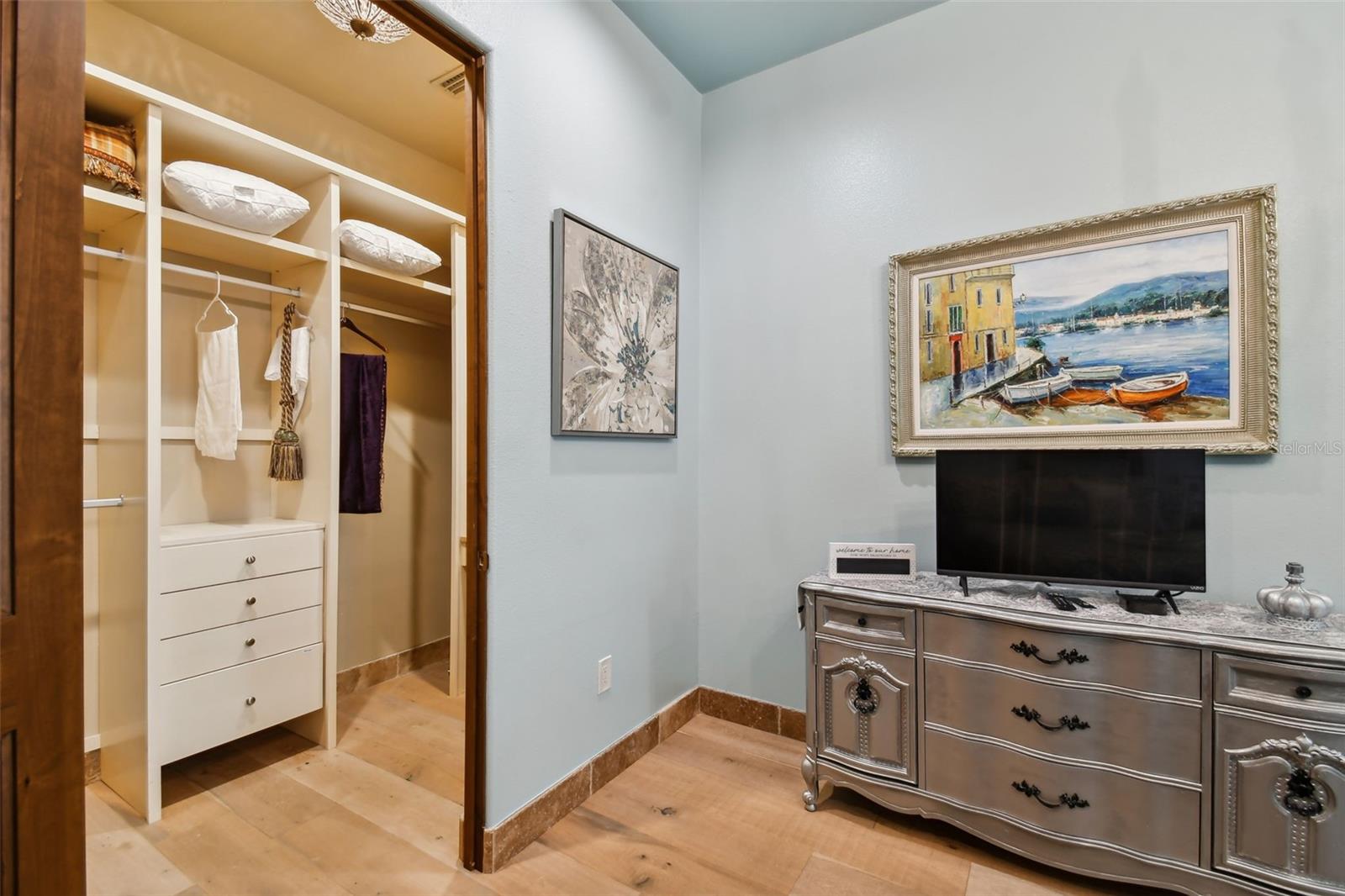 DAVIS ISLANDS PB10 PG52 TO 57 - Residential