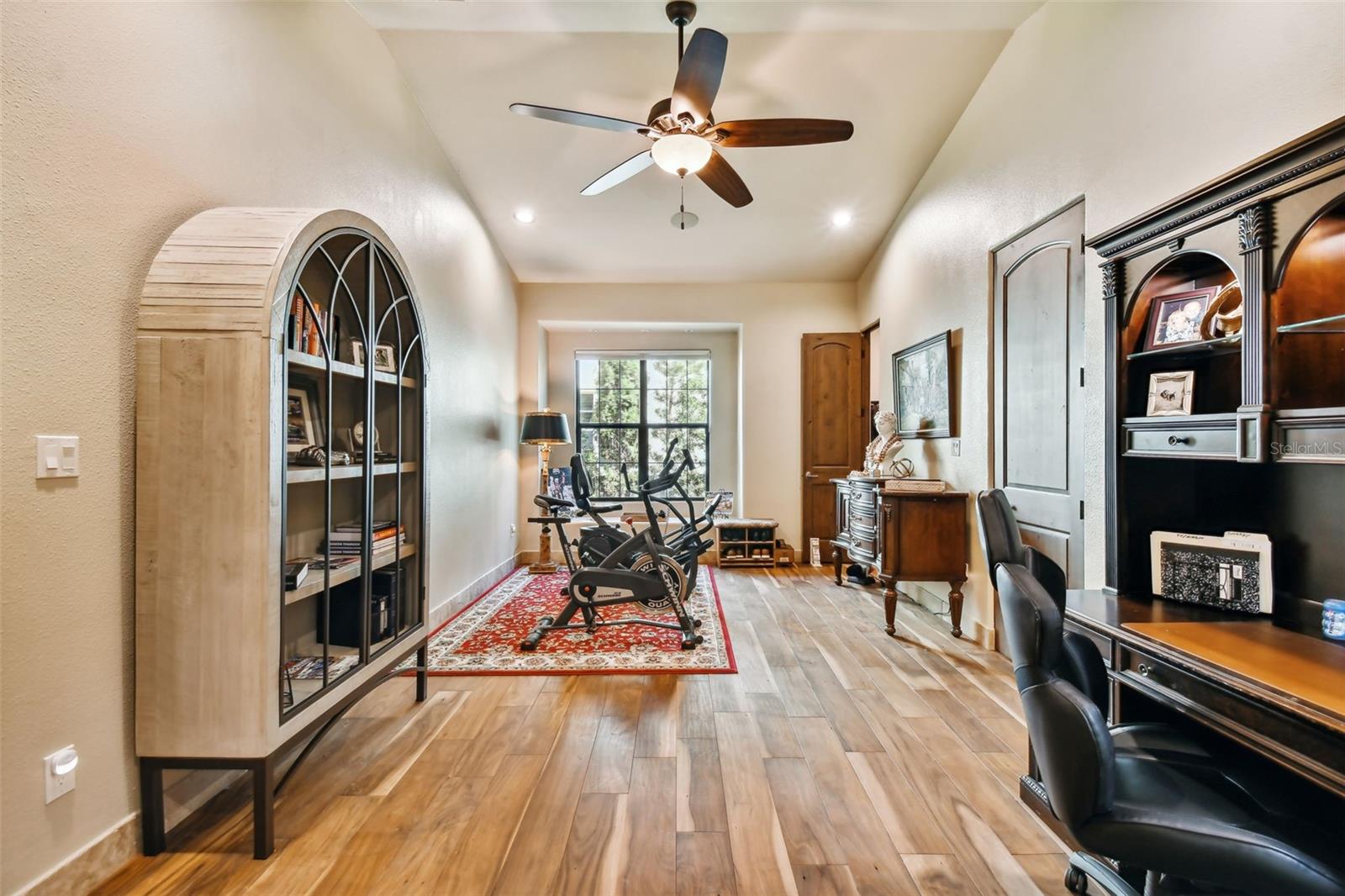 DAVIS ISLANDS PB10 PG52 TO 57 - Residential