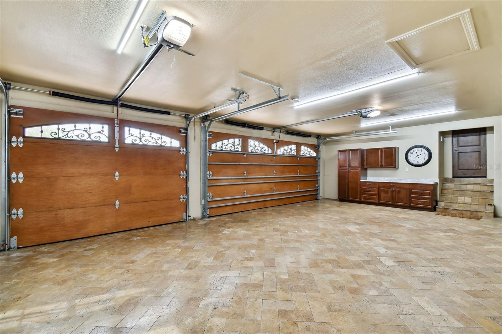 DAVIS ISLANDS PB10 PG52 TO 57 - Residential