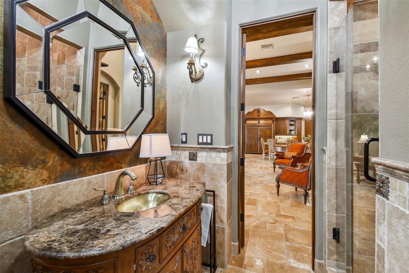 DAVIS ISLANDS PB10 PG52 TO 57 - Residential