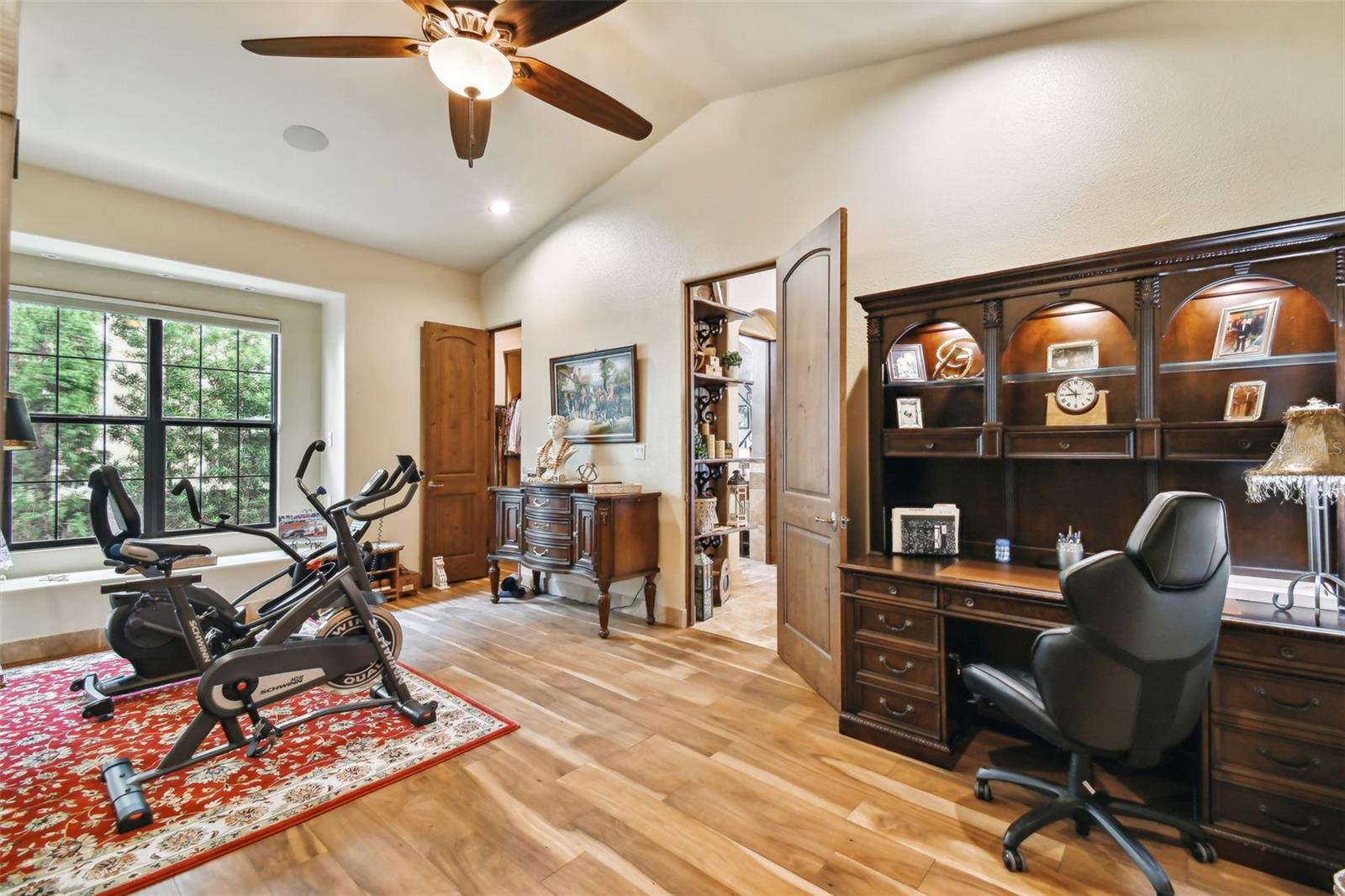 DAVIS ISLANDS PB10 PG52 TO 57 - Residential