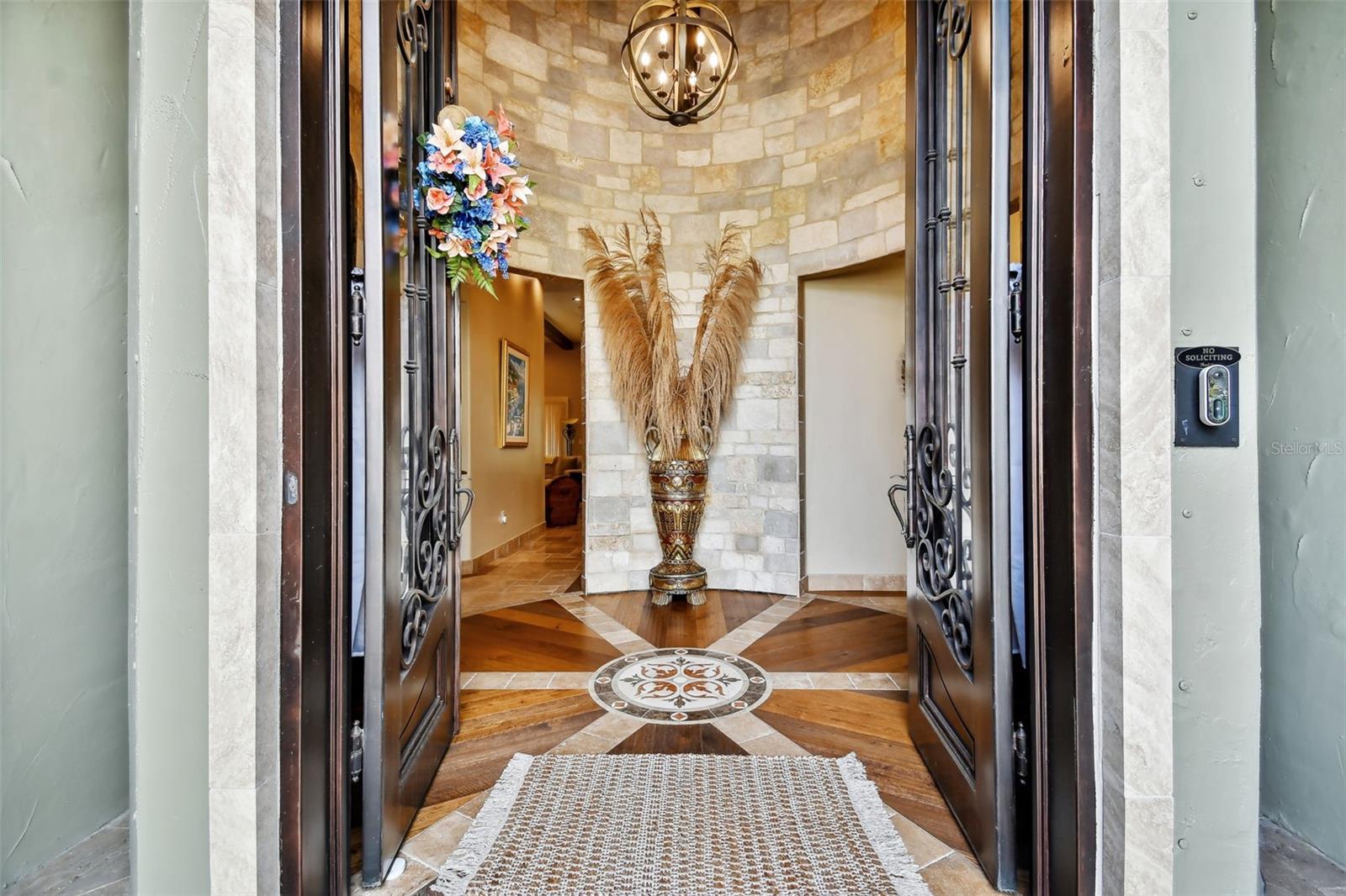 DAVIS ISLANDS PB10 PG52 TO 57 - Residential