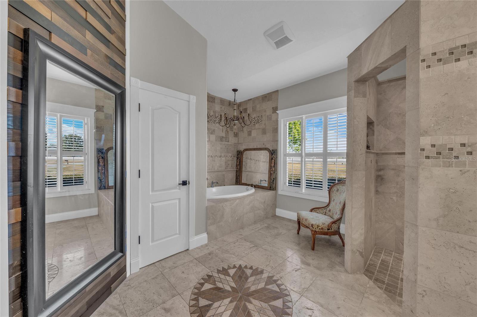 OAK FORD GOLF CLUB - Residential