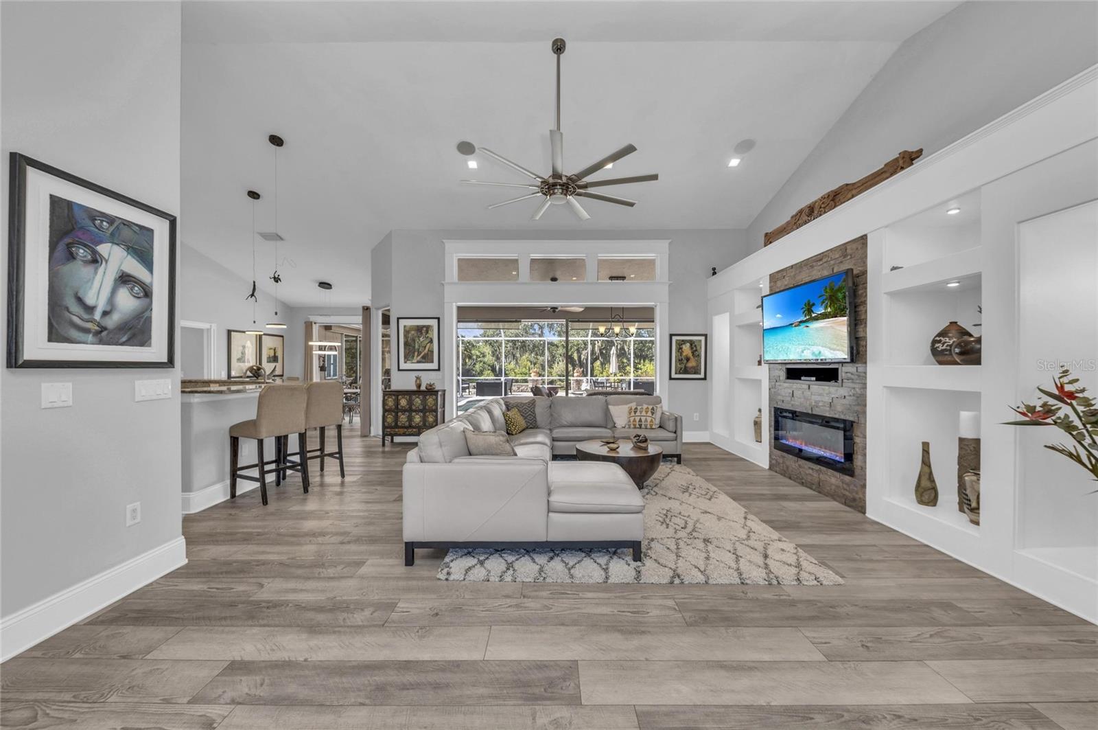 OAK FORD GOLF CLUB - Residential