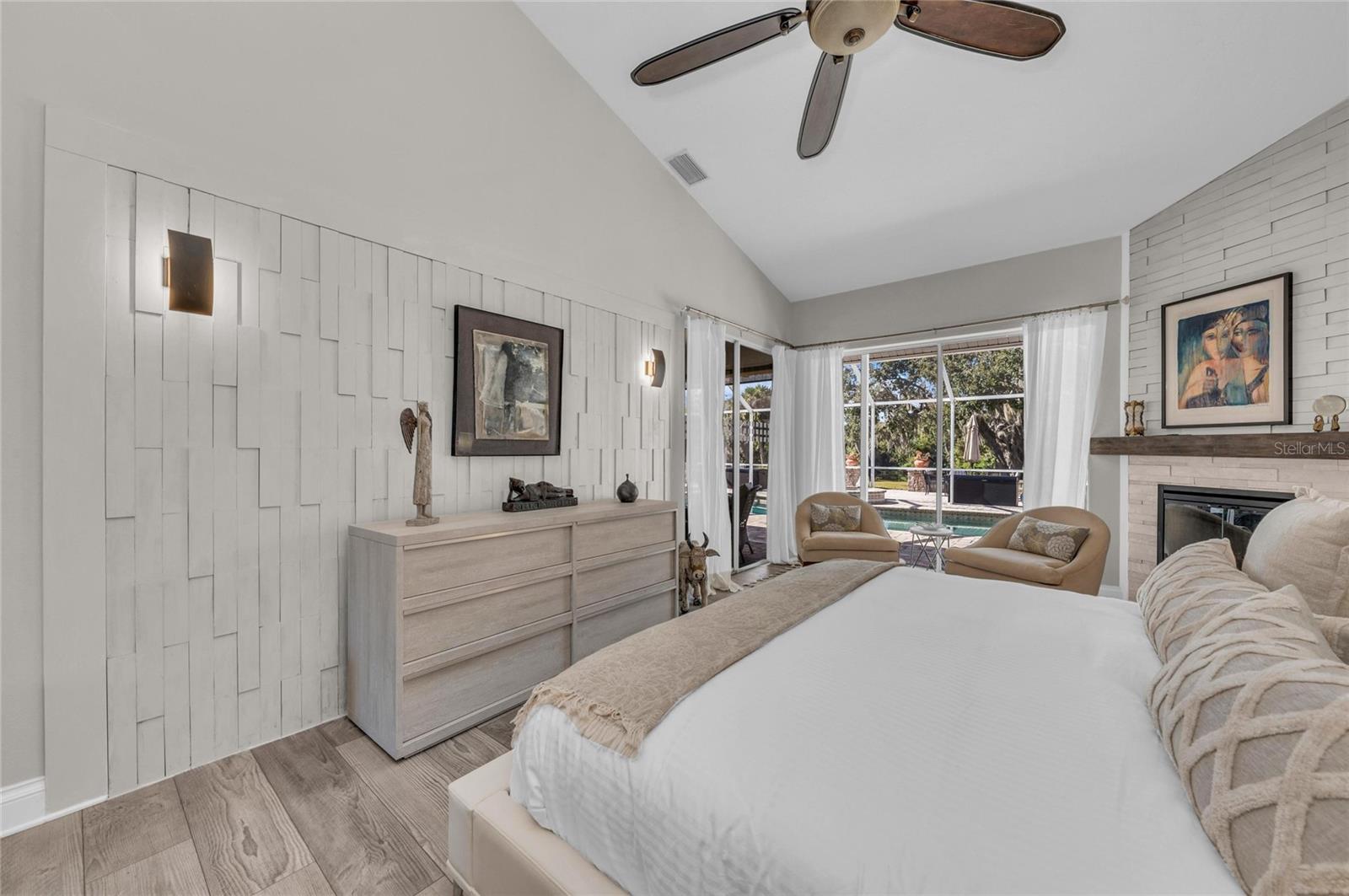 OAK FORD GOLF CLUB - Residential