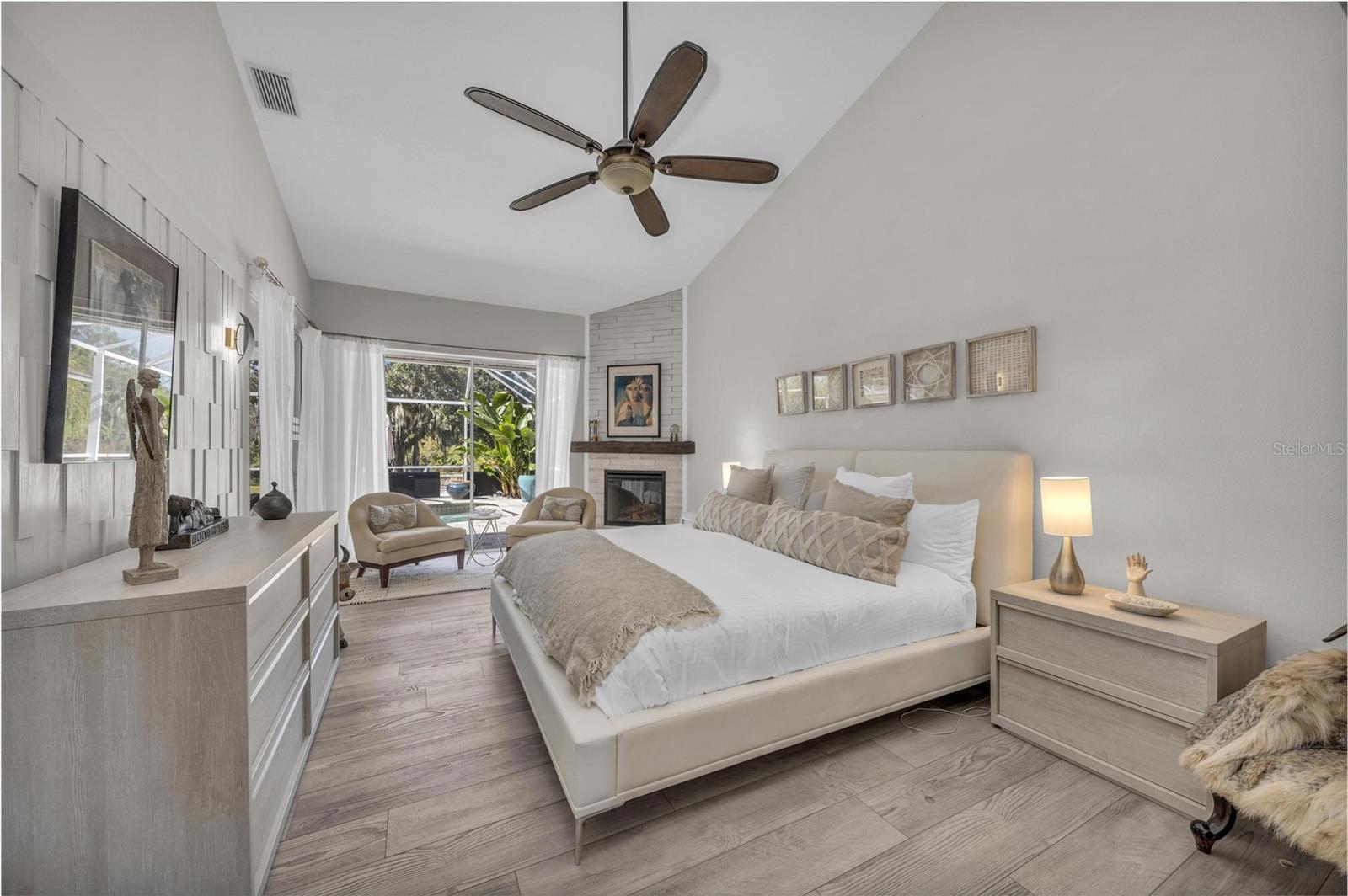 OAK FORD GOLF CLUB - Residential