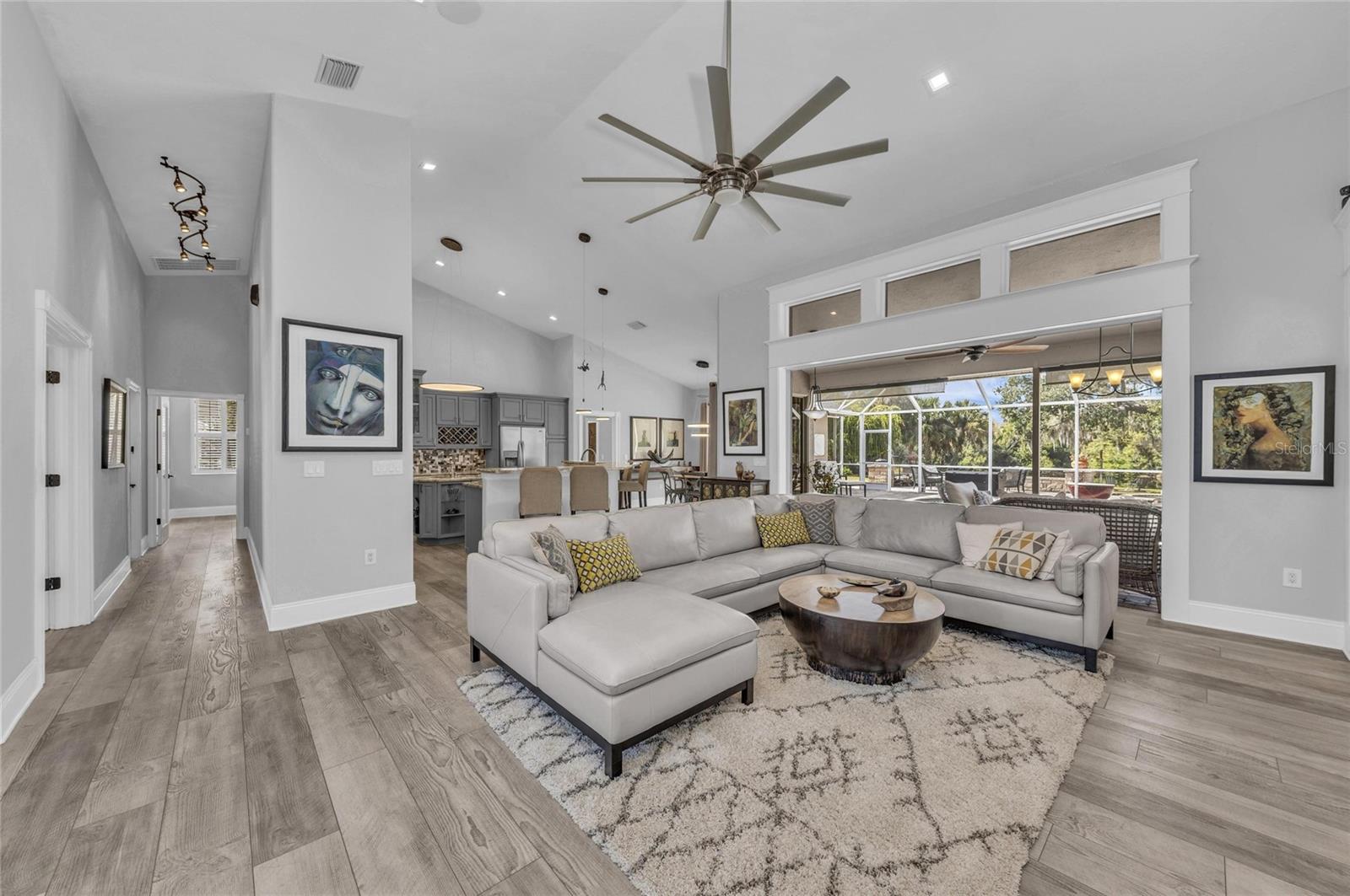 OAK FORD GOLF CLUB - Residential