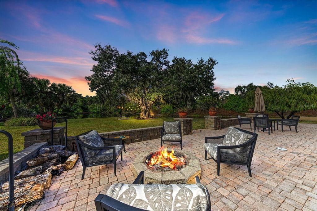 Photo of 12809 Sheringham Way, Sarasota, FL 34240 (MLS # A4681466)