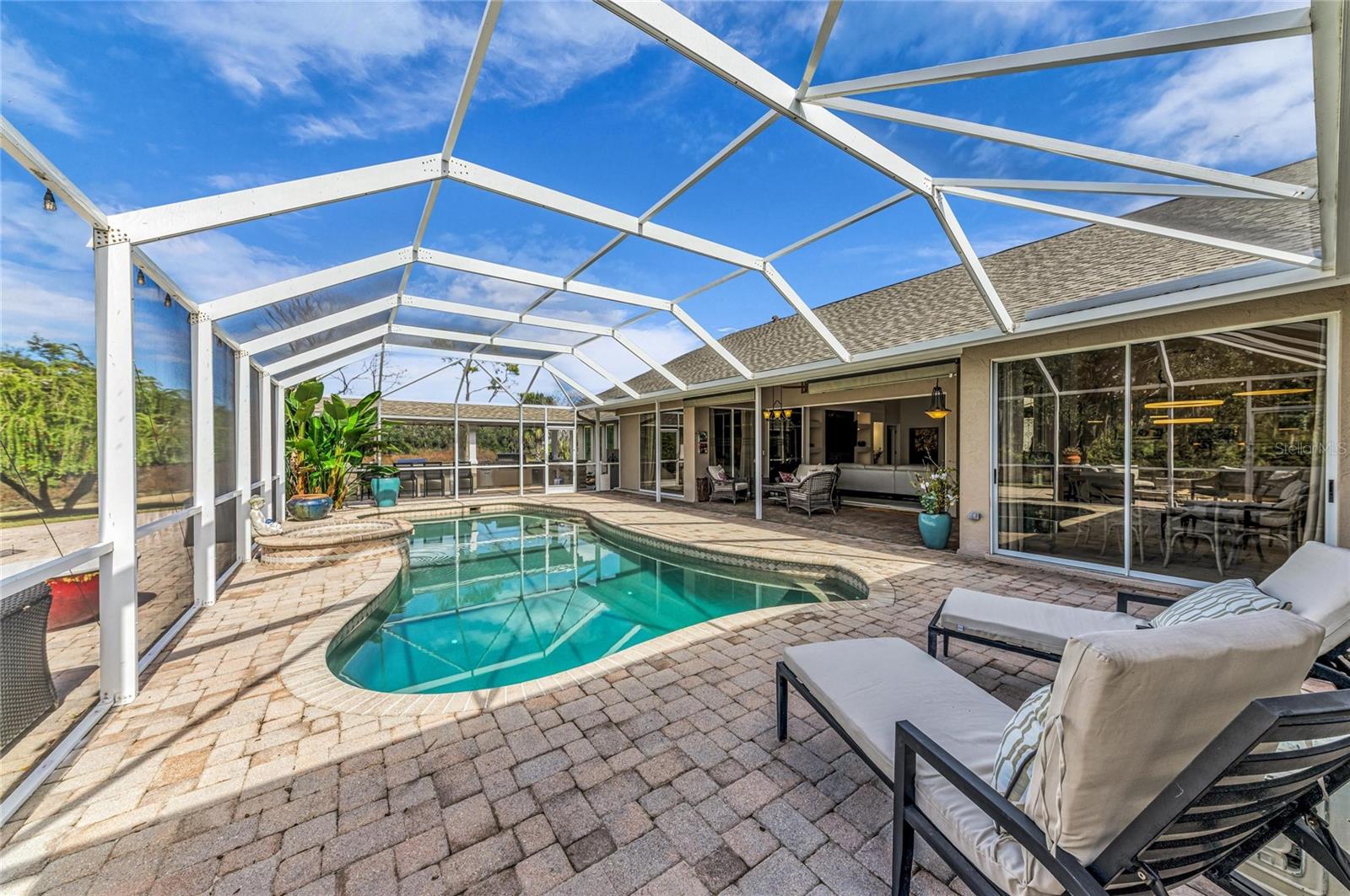 OAK FORD GOLF CLUB - Residential