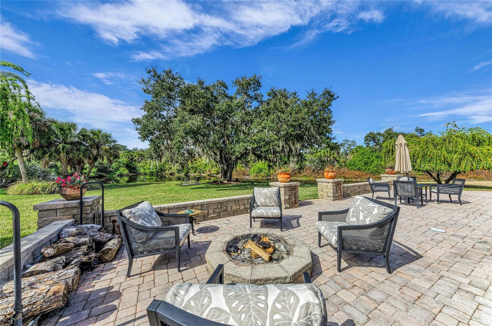 OAK FORD GOLF CLUB - Residential