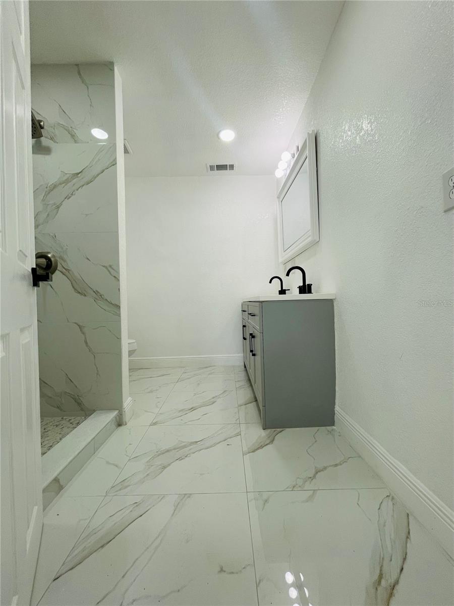 THOMPSON & MCLAIN ADD - Residential