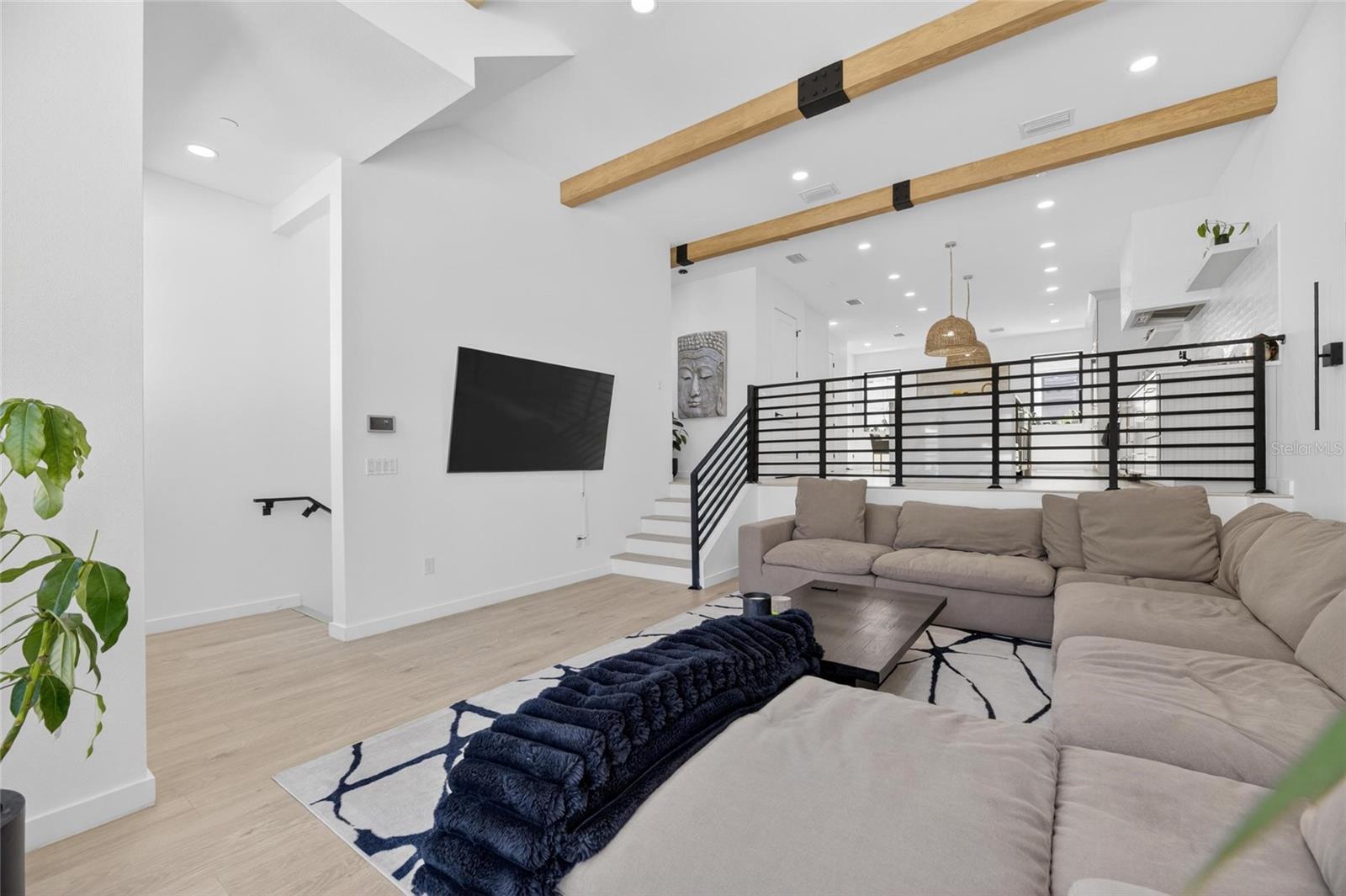 7TH & MORGAN TWNHMS - Residential