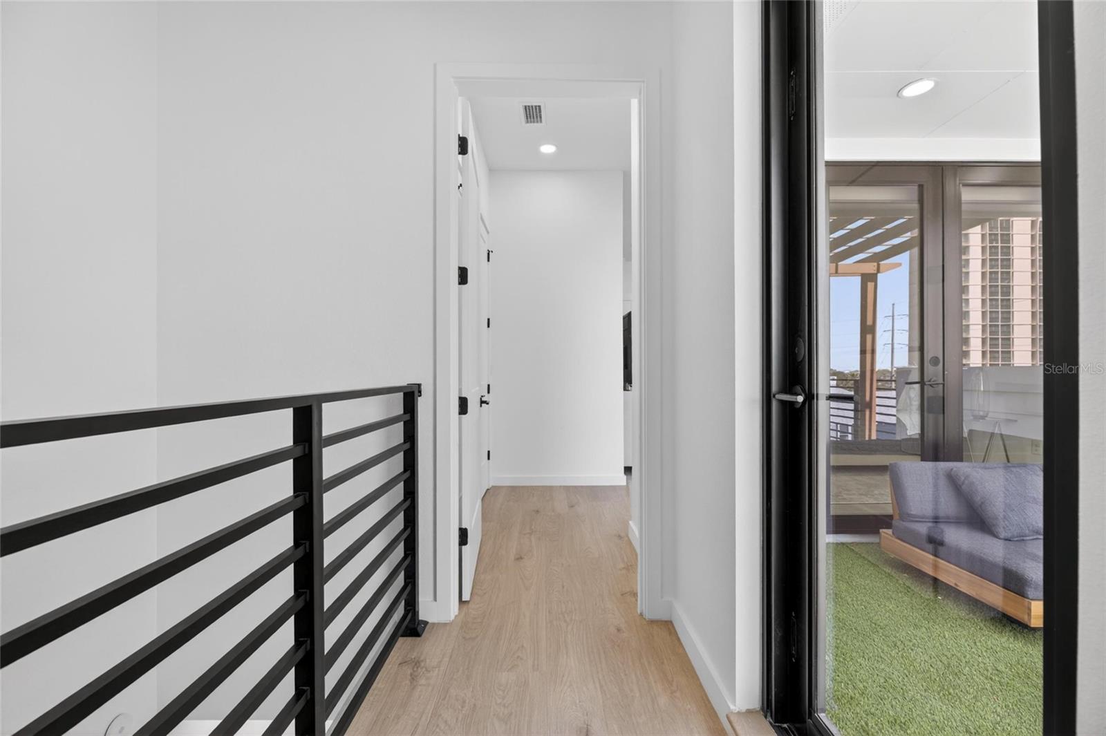 7TH & MORGAN TWNHMS - Residential