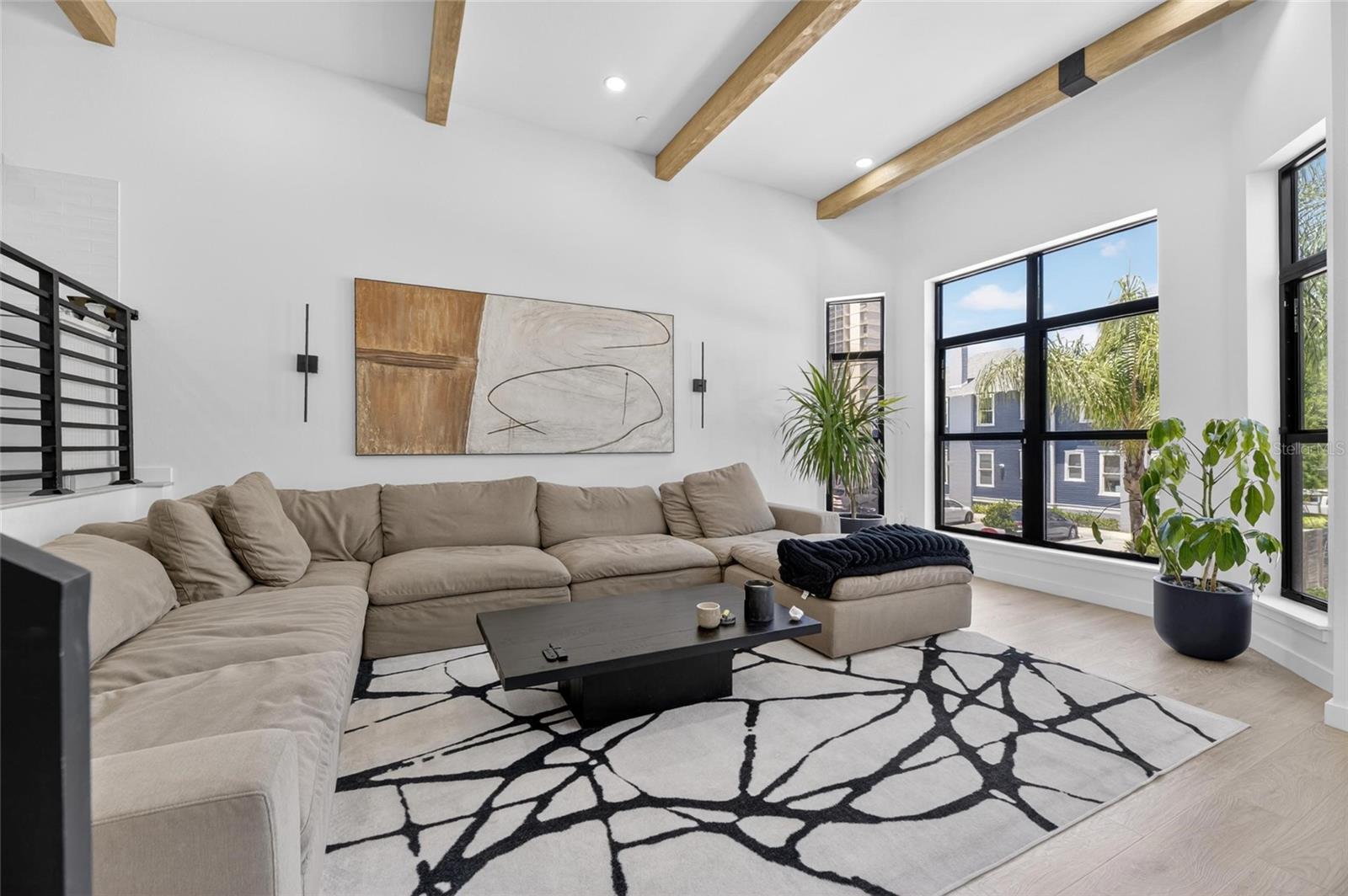 7TH & MORGAN TWNHMS - Residential