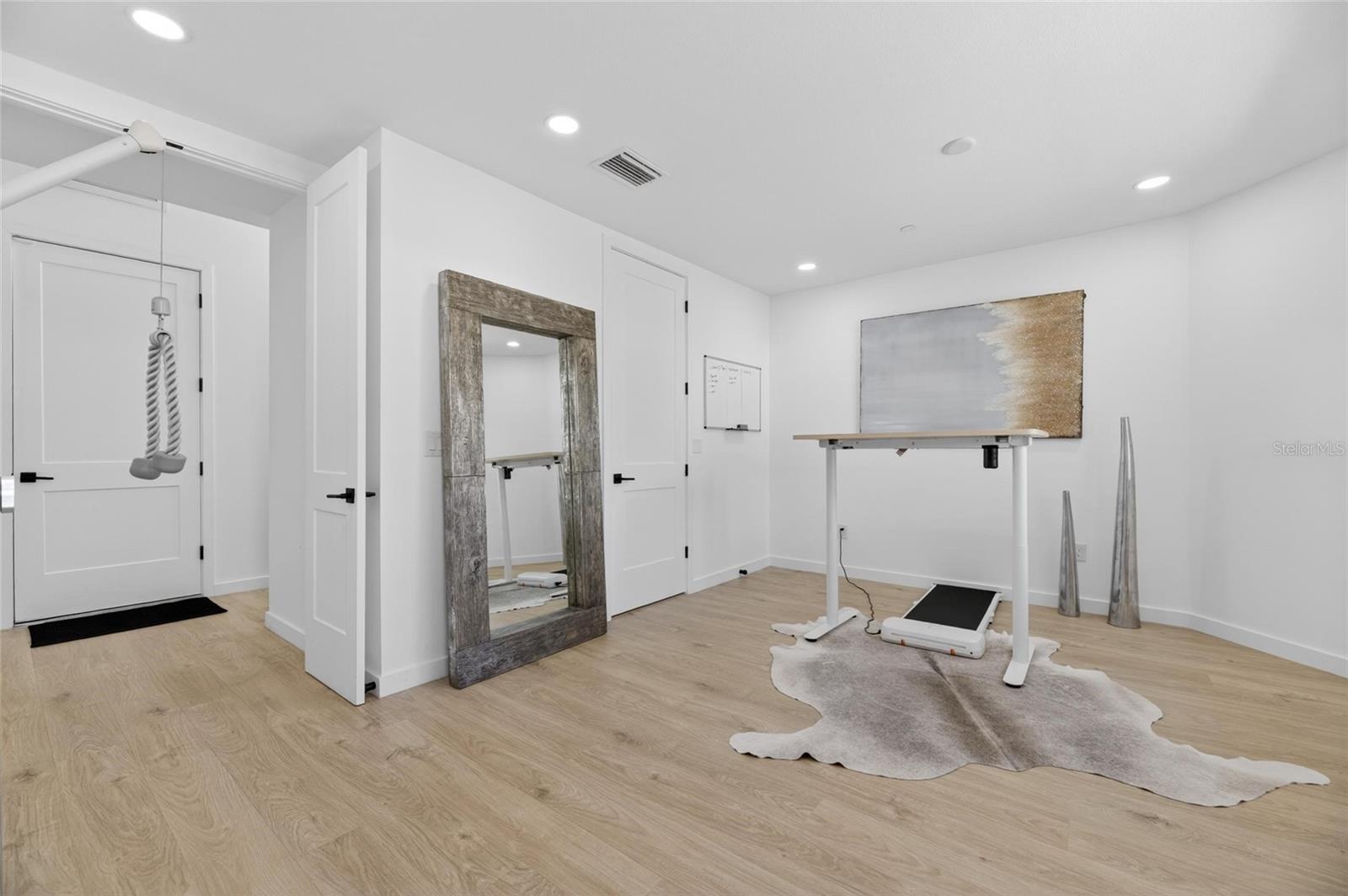 7TH & MORGAN TWNHMS - Residential