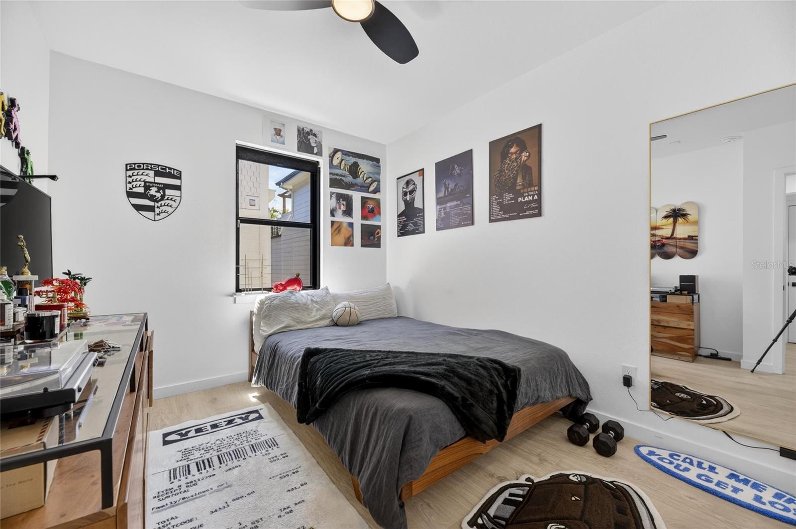 7TH & MORGAN TWNHMS - Residential