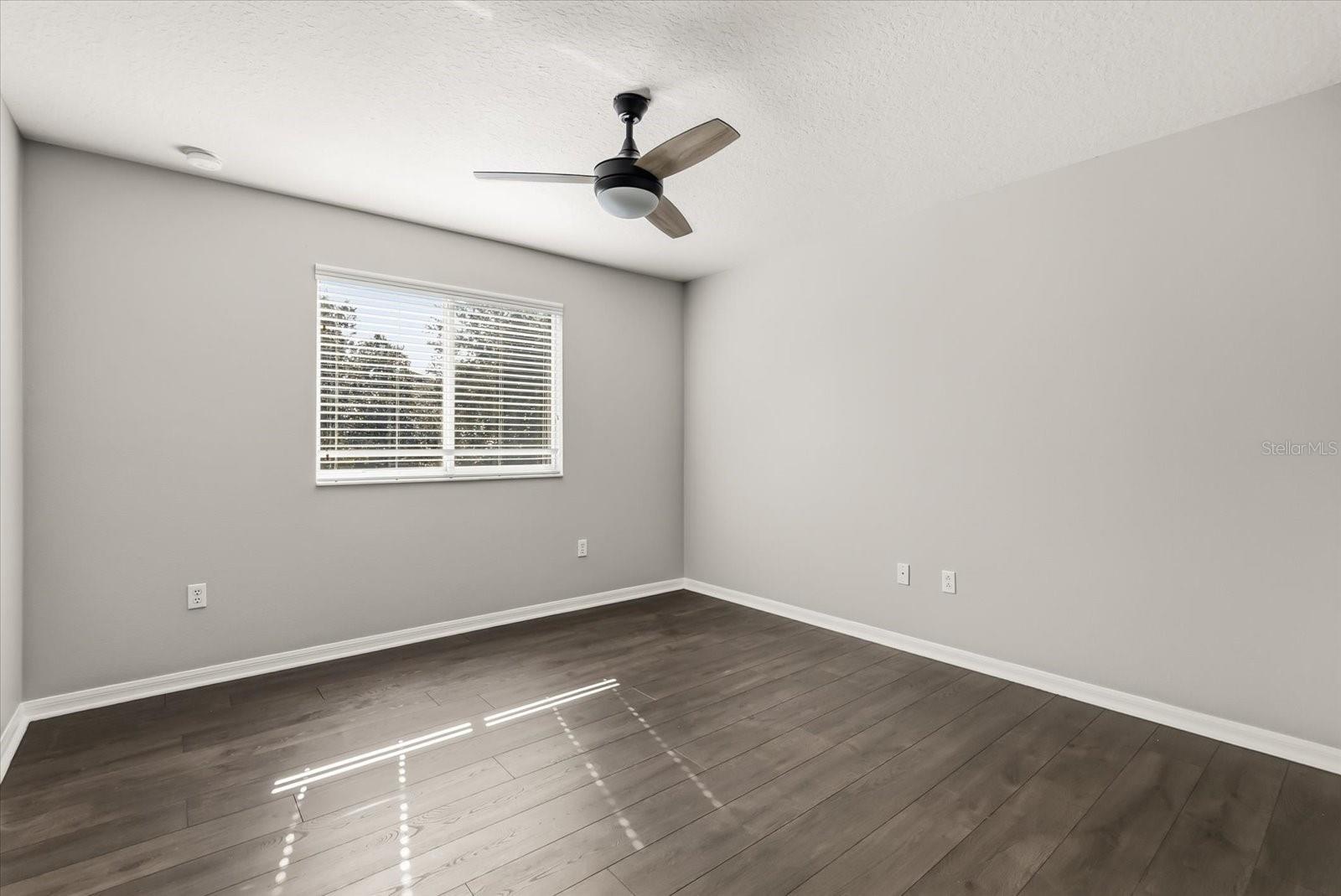 GROVE PK/STONE CREST A-E - Residential