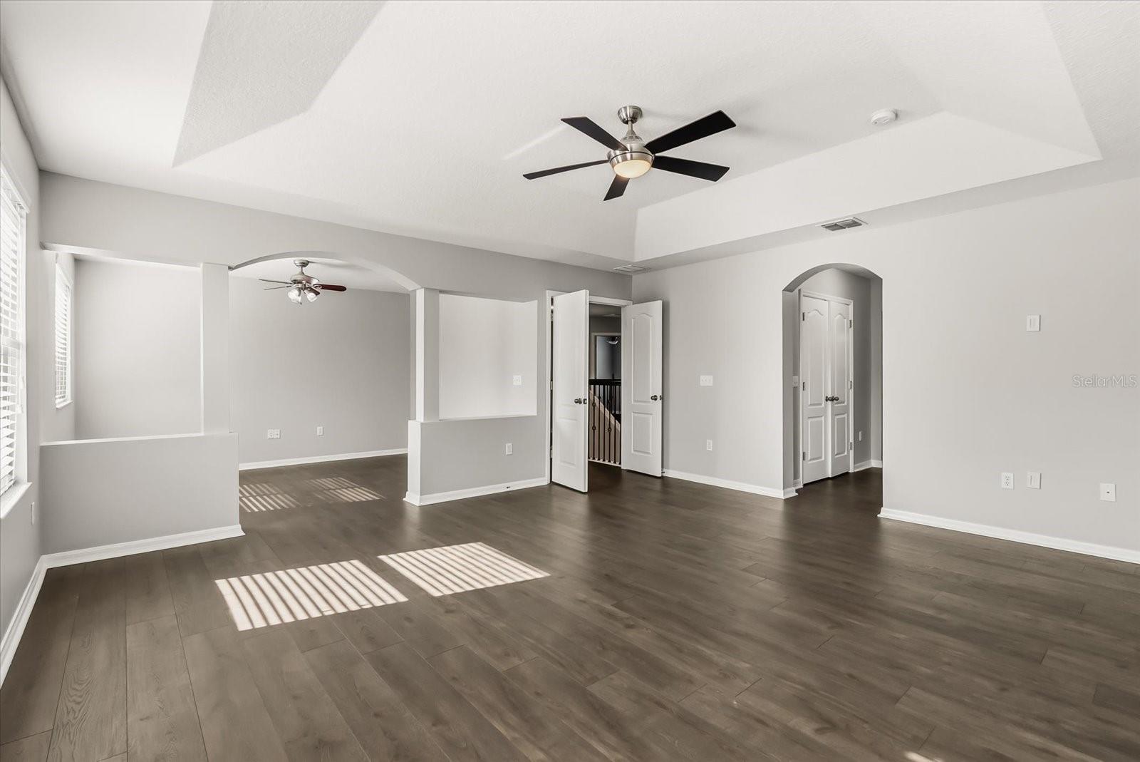 GROVE PK/STONE CREST A-E - Residential