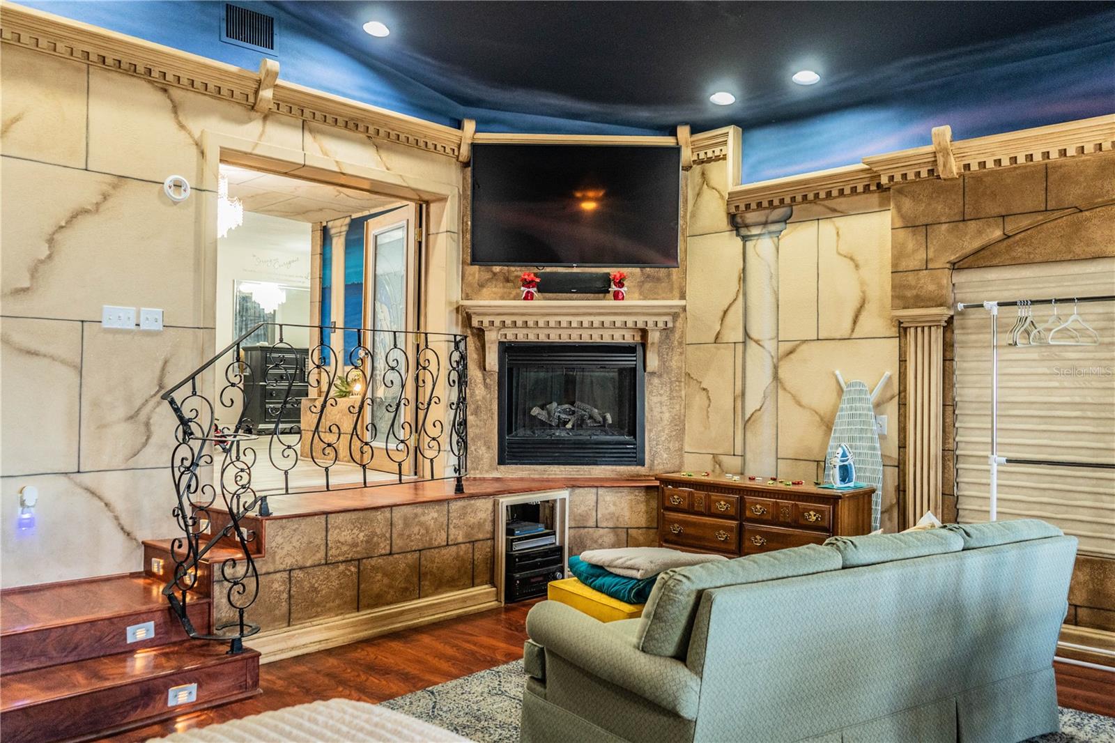 FLANIGAN C R SUB - Residential