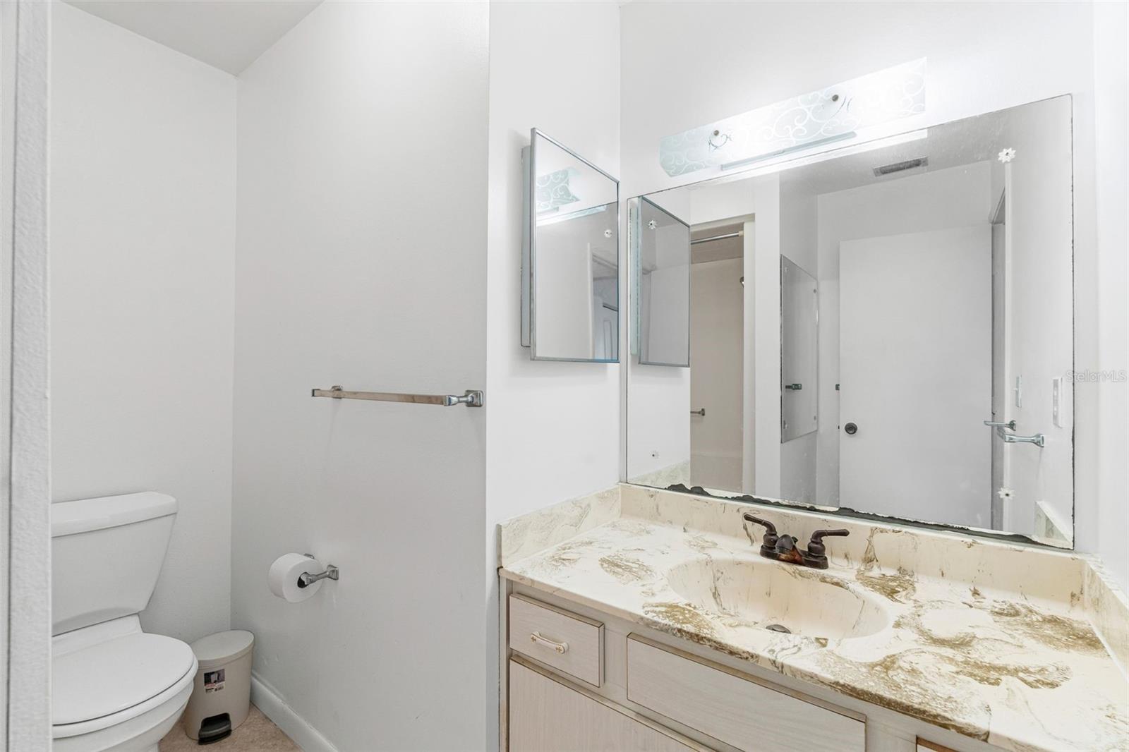 LAKE TIPPECANOE - Residential