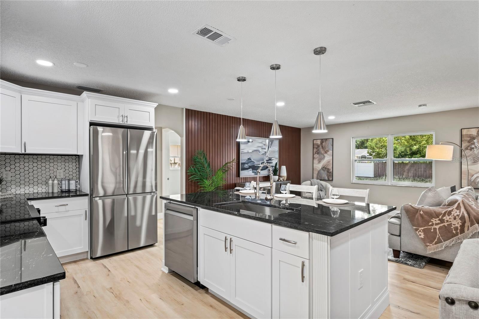 RIDGEWOOD - Residential