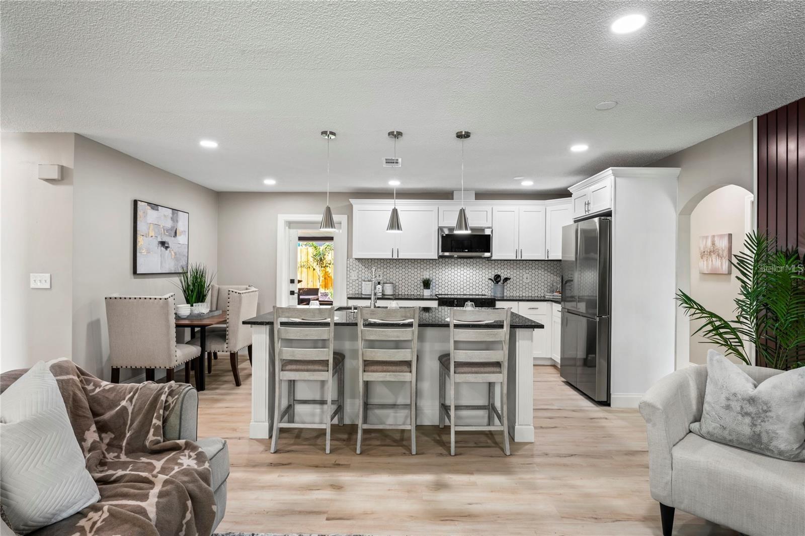 RIDGEWOOD - Residential