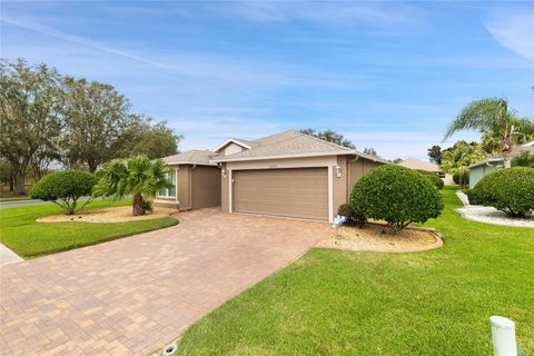 A home in LAND O LAKES