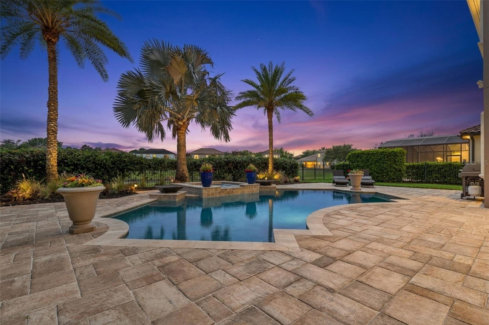 EAGLE CREEK - Residential