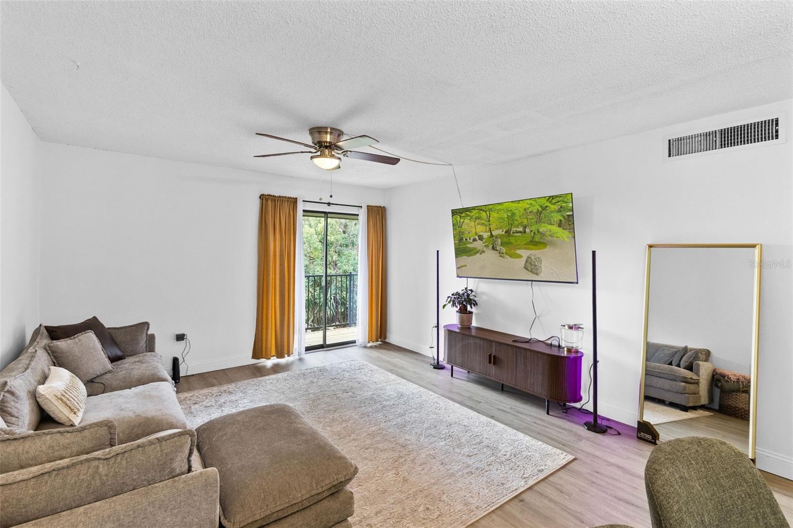 WINTER PARK WOODS CONDO - Residential
