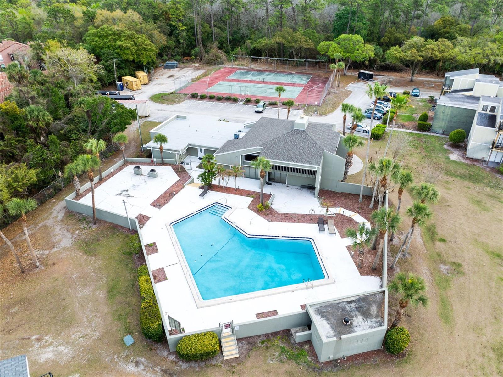 WINTER PARK WOODS CONDO - Residential