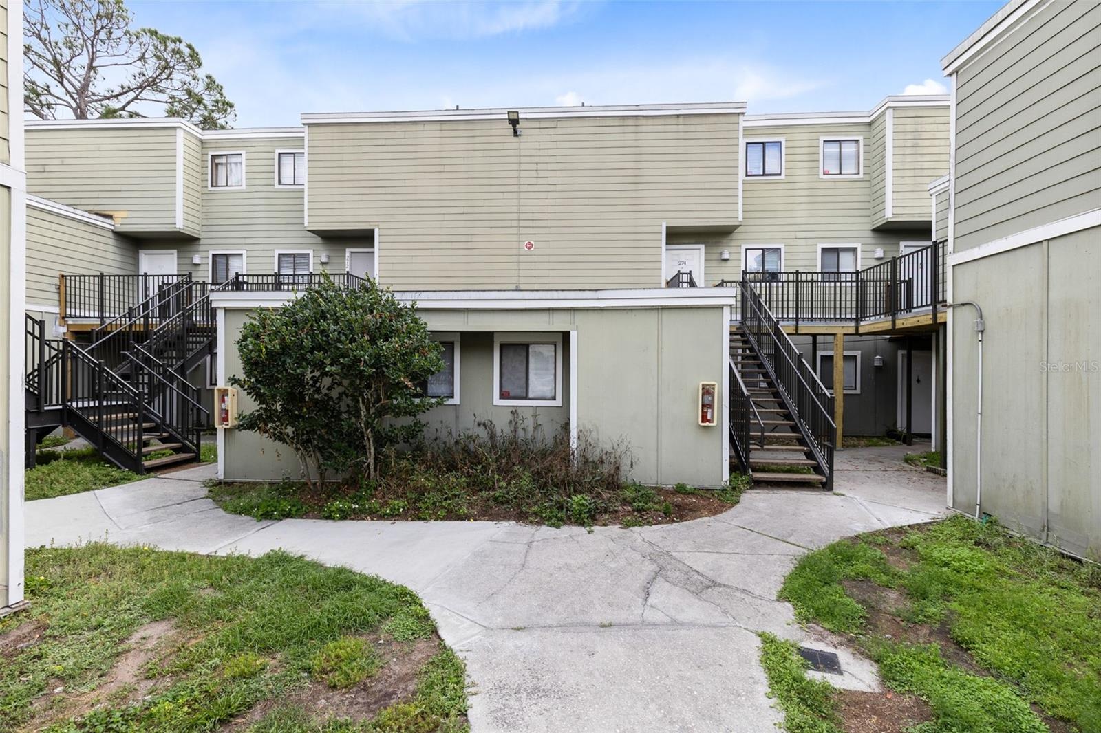 WINTER PARK WOODS CONDO - Residential