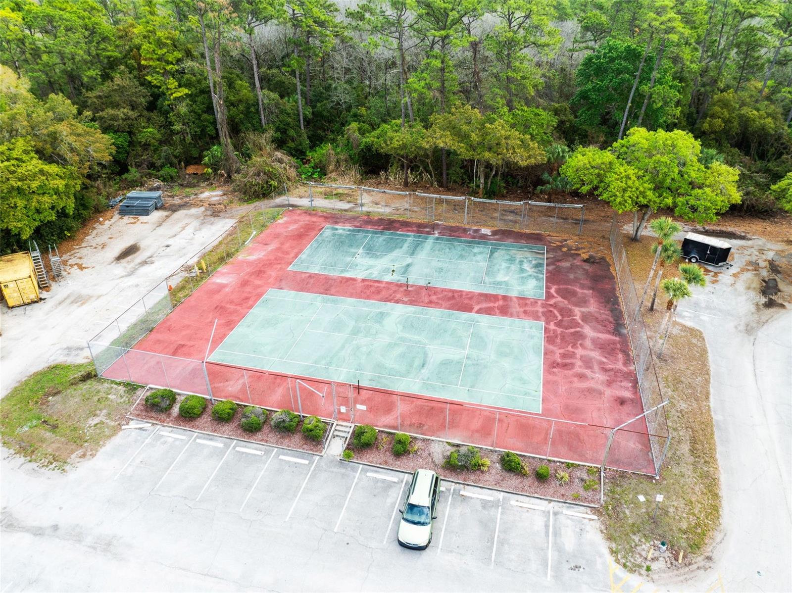 WINTER PARK WOODS CONDO - Residential