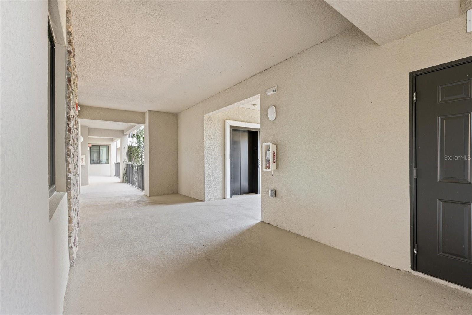 LAKEWOOD NATIONAL - Residential Lease