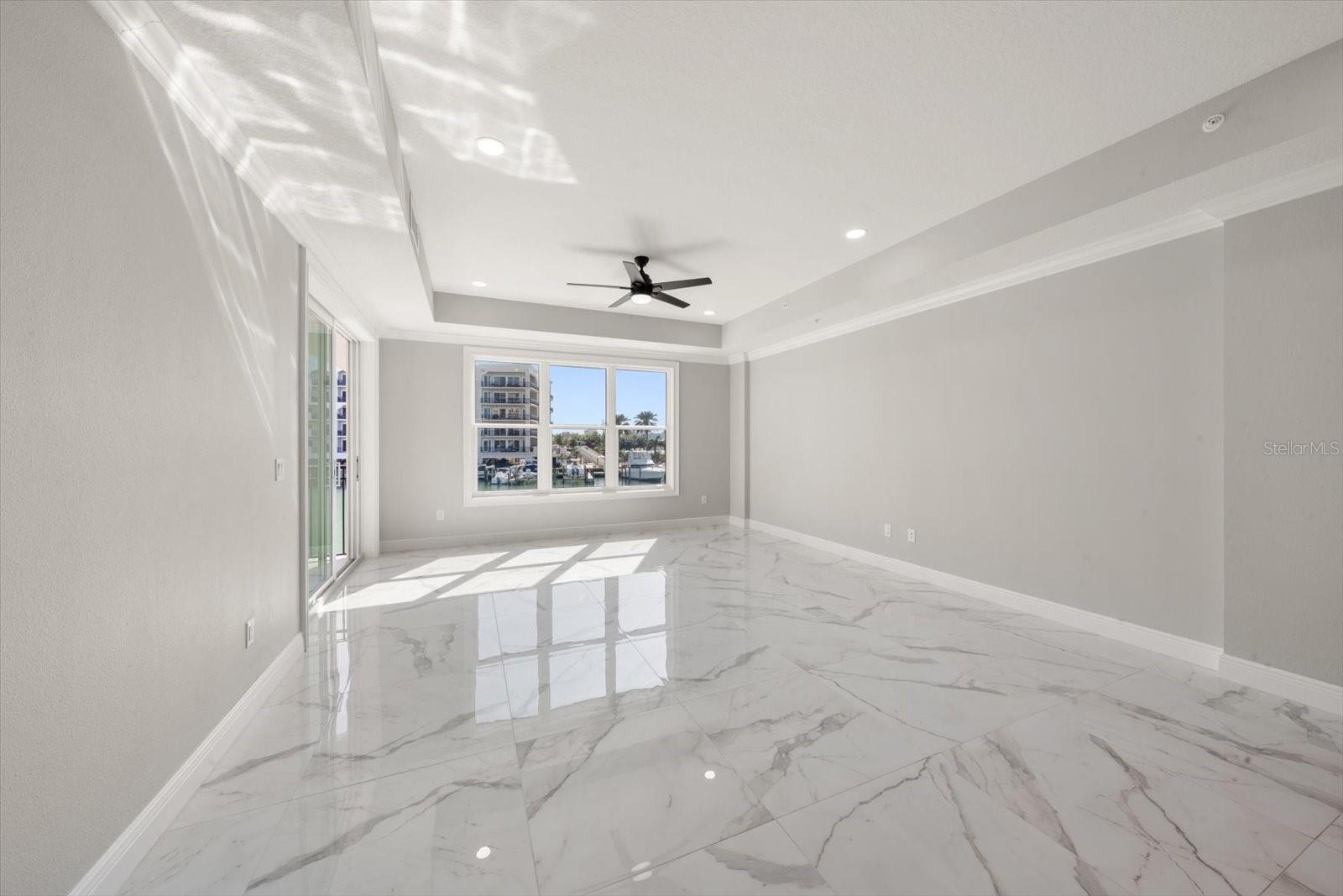 LA BRISA DEL MAR CONDO - Residential