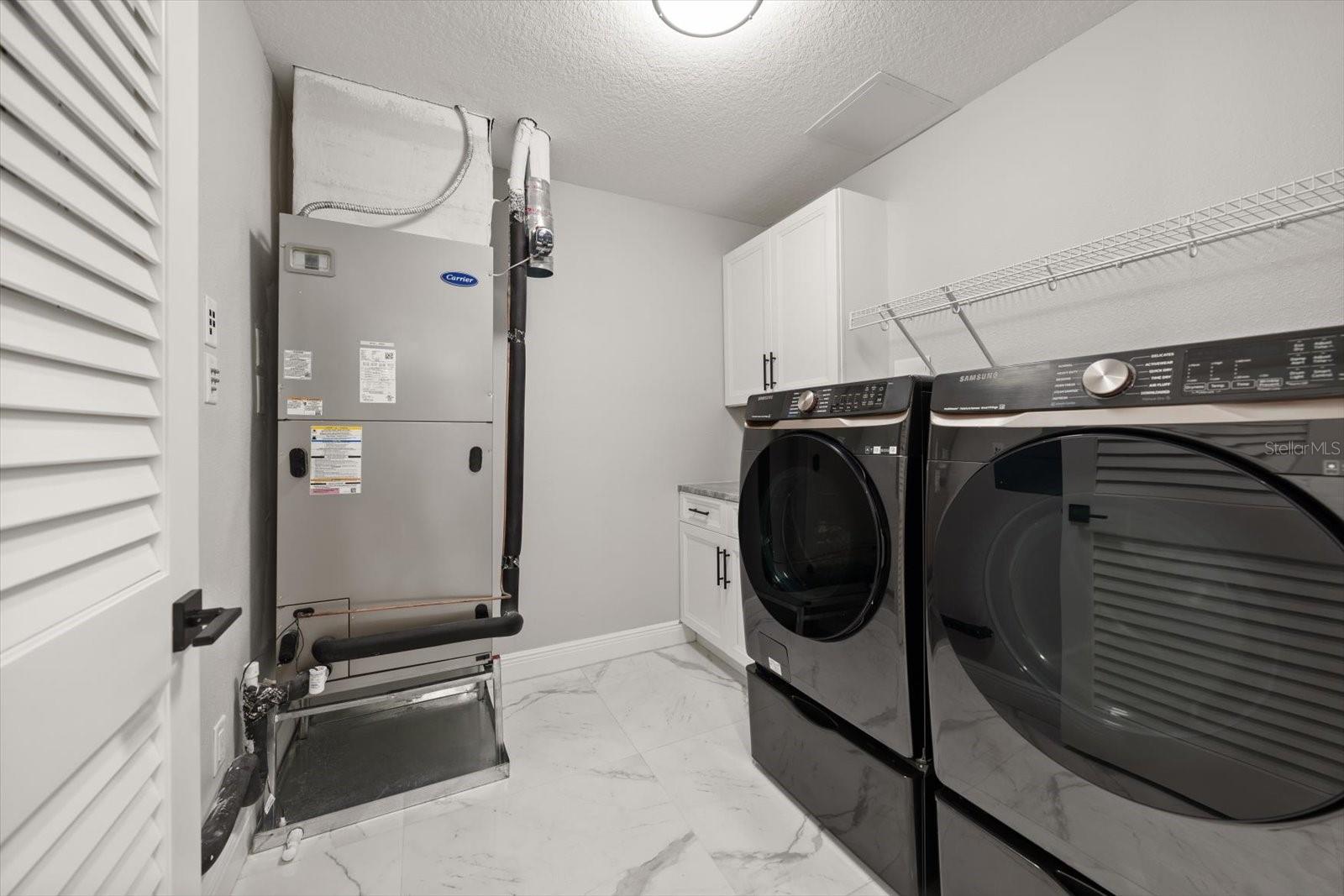 LA BRISA DEL MAR CONDO - Residential