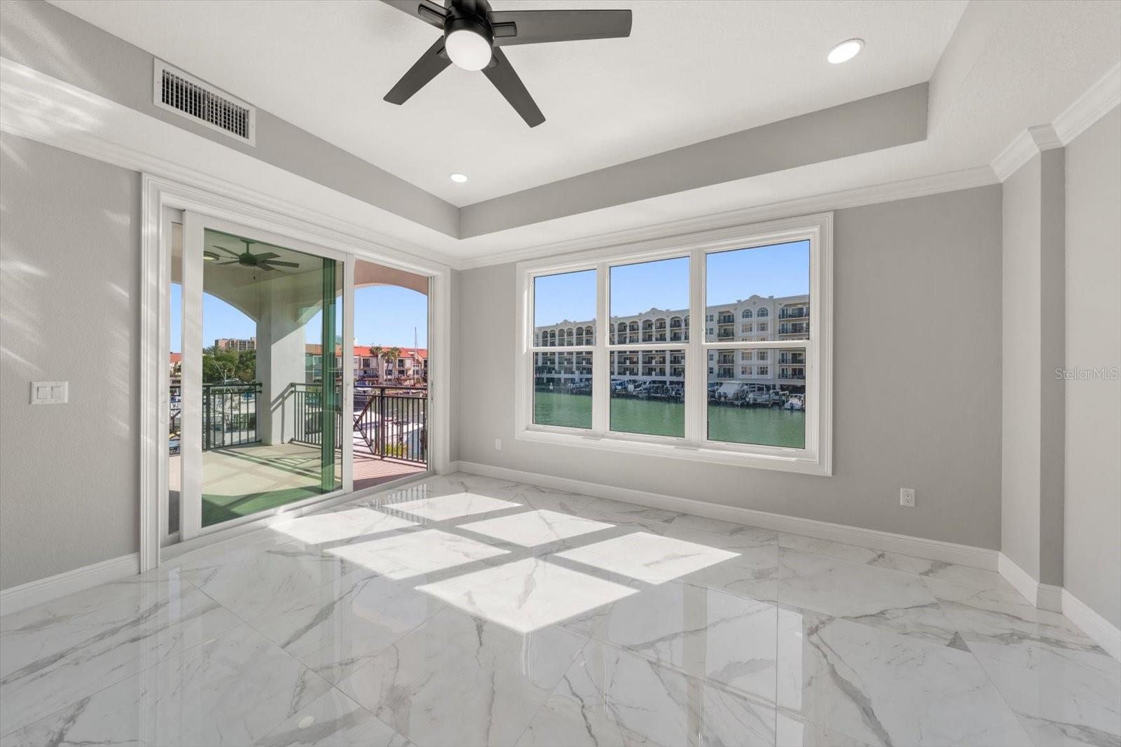 LA BRISA DEL MAR CONDO - Residential